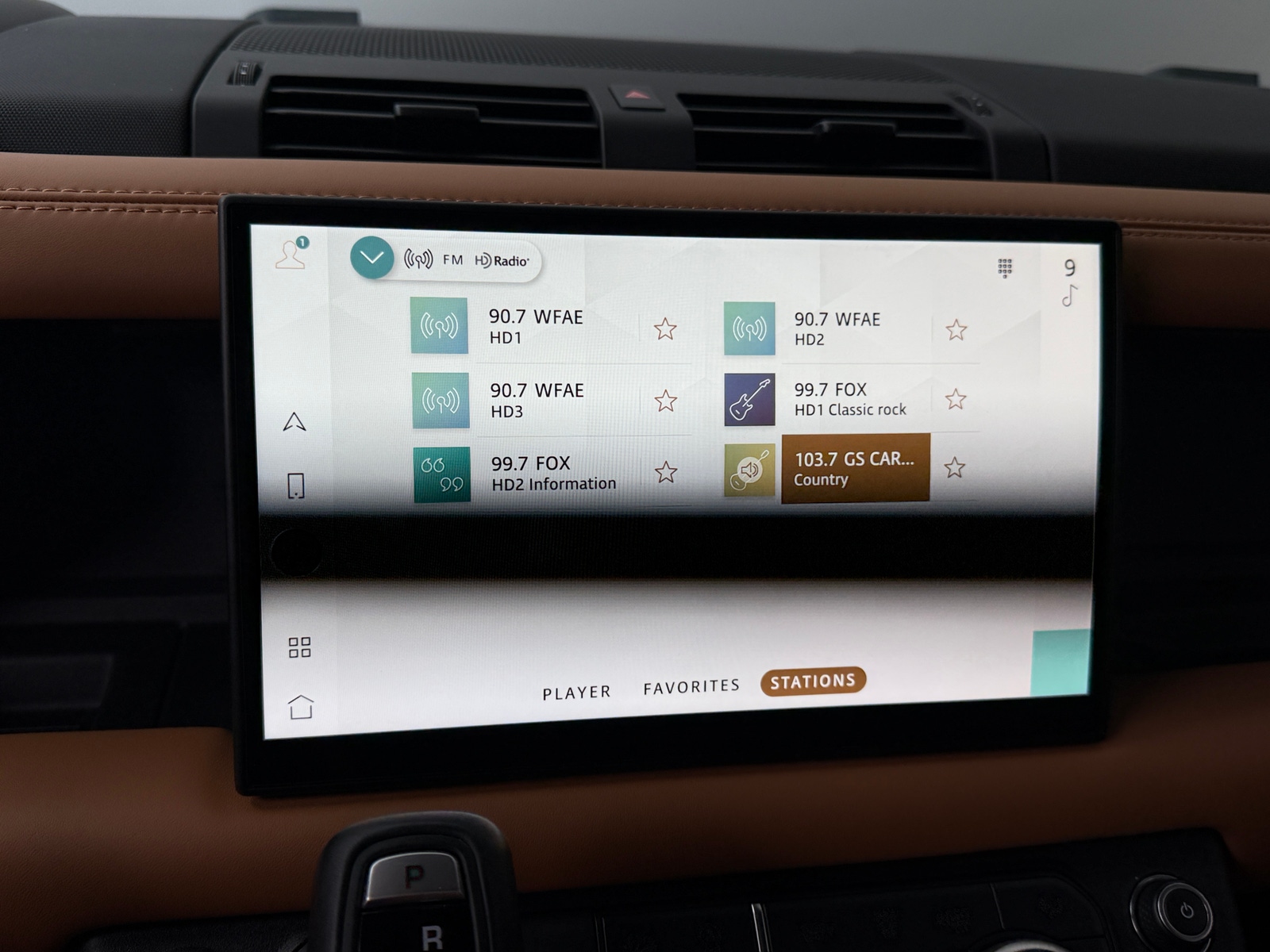 Thumbnail: 2024 Land Rover Defender - 4