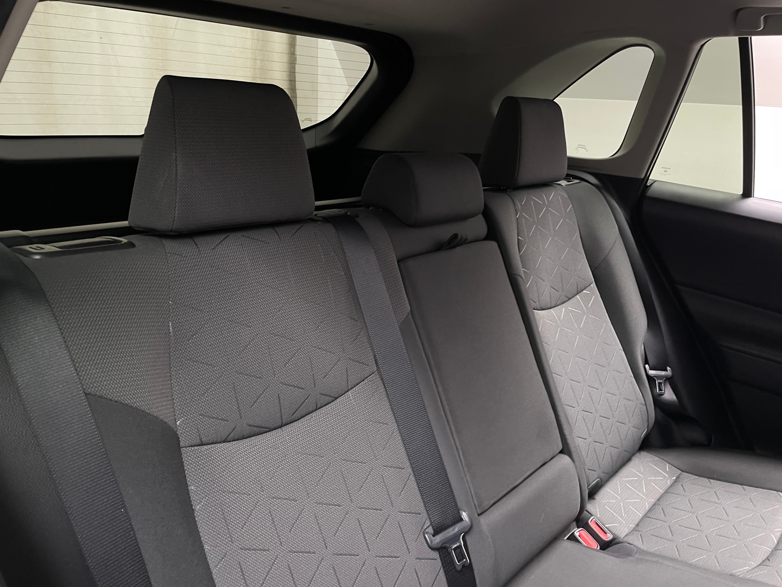 Thumbnail: 2020 Toyota RAV4 - 6