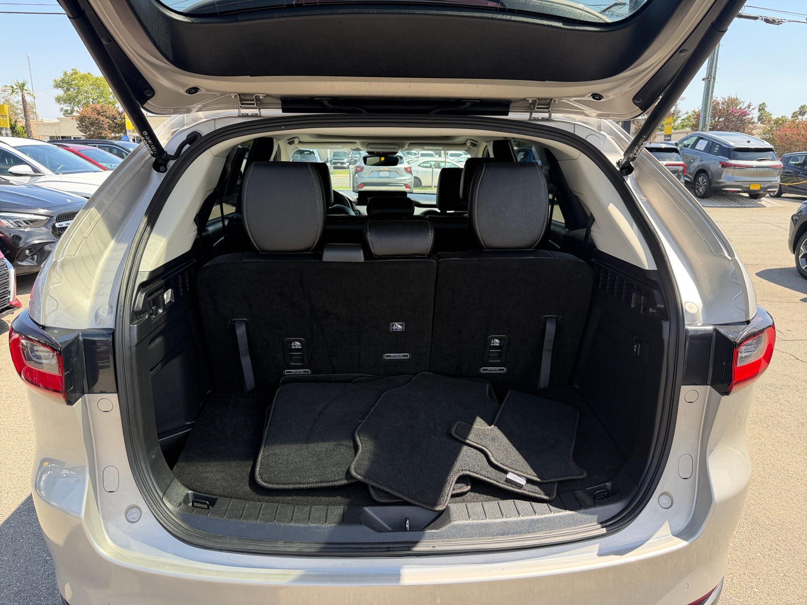 Thumbnail: 2026 Mazda CX-90 - 7