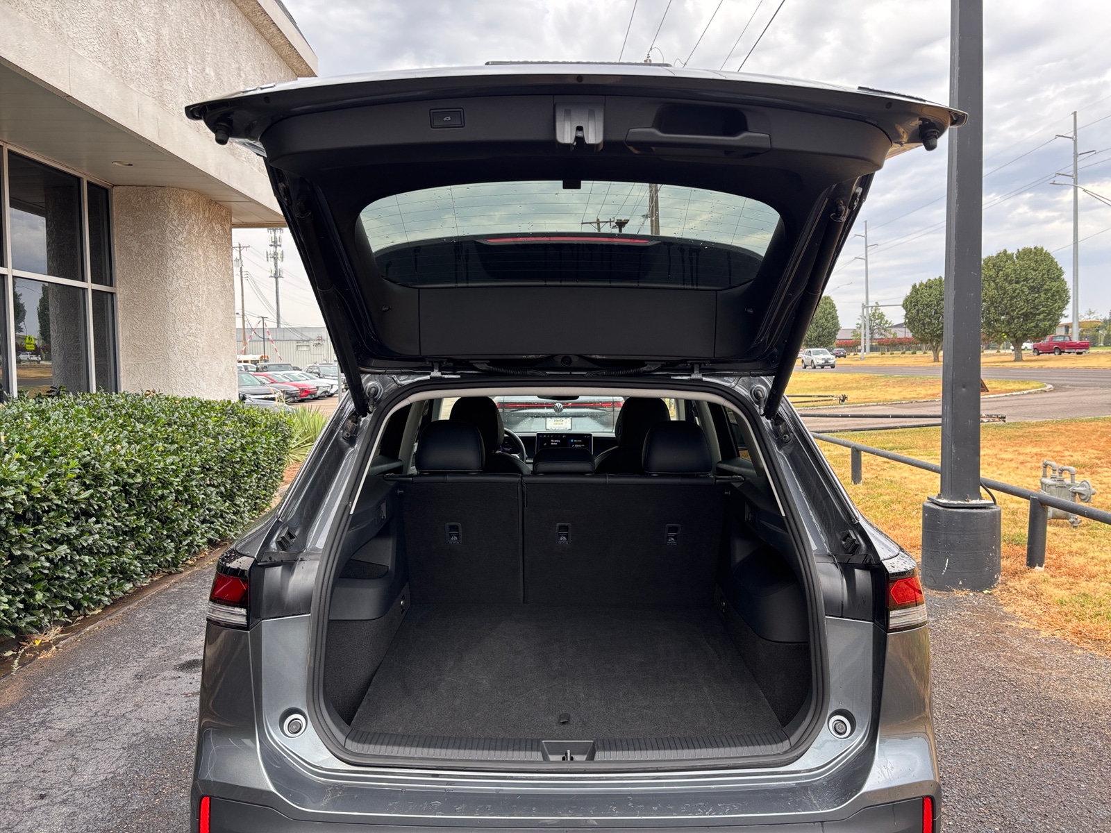 Thumbnail: 2026 Volkswagen Tiguan - 6