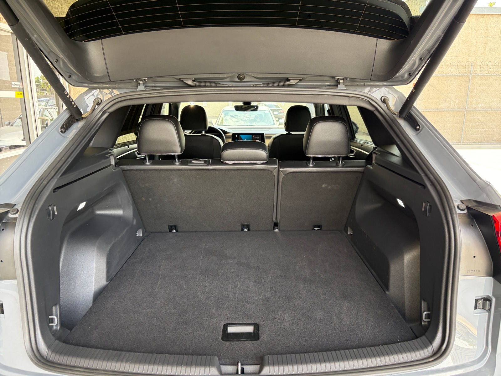 Thumbnail: 2026 Volkswagen Atlas - 6
