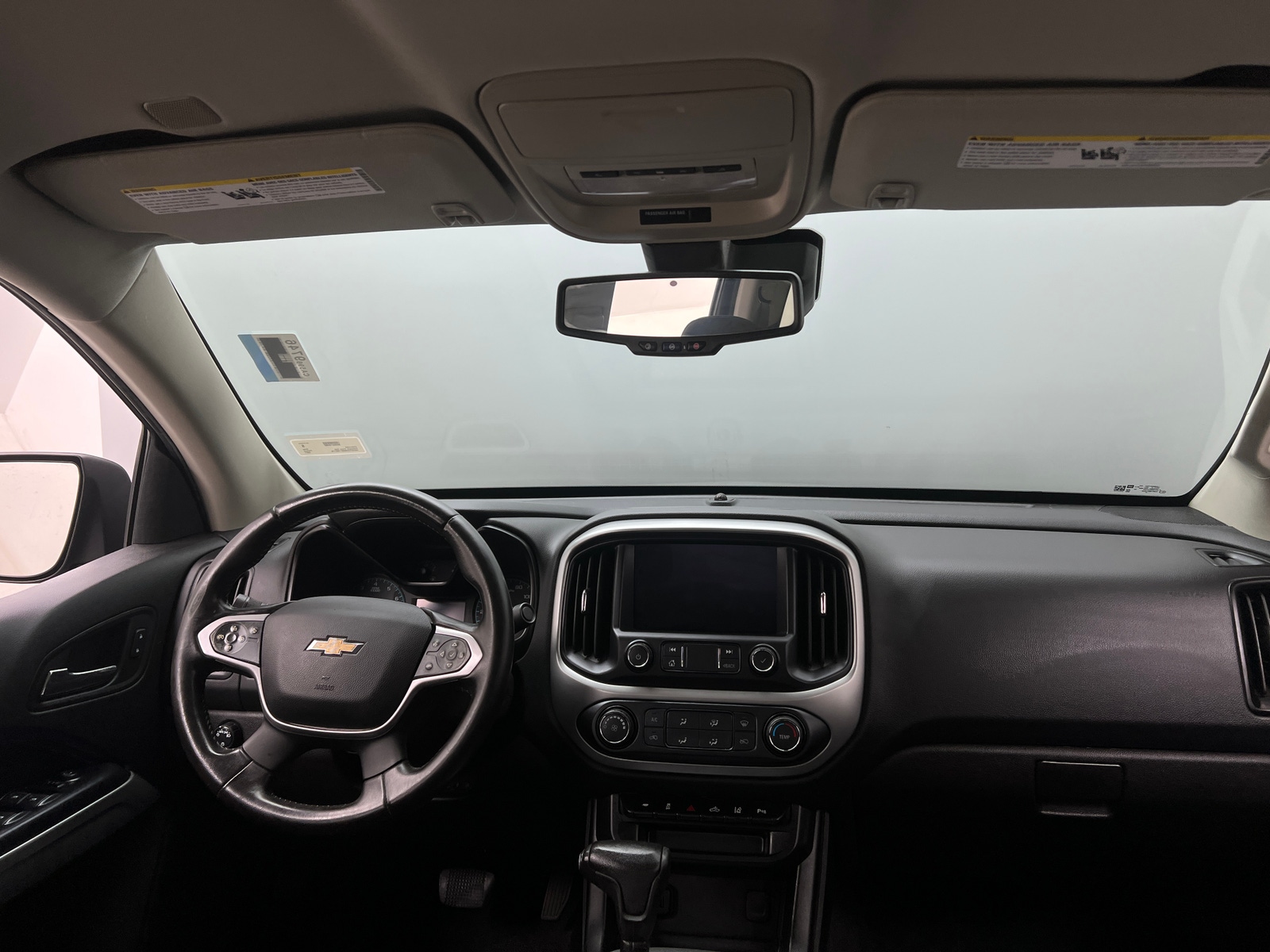 Thumbnail: 2021 Chevrolet Colorado - 3