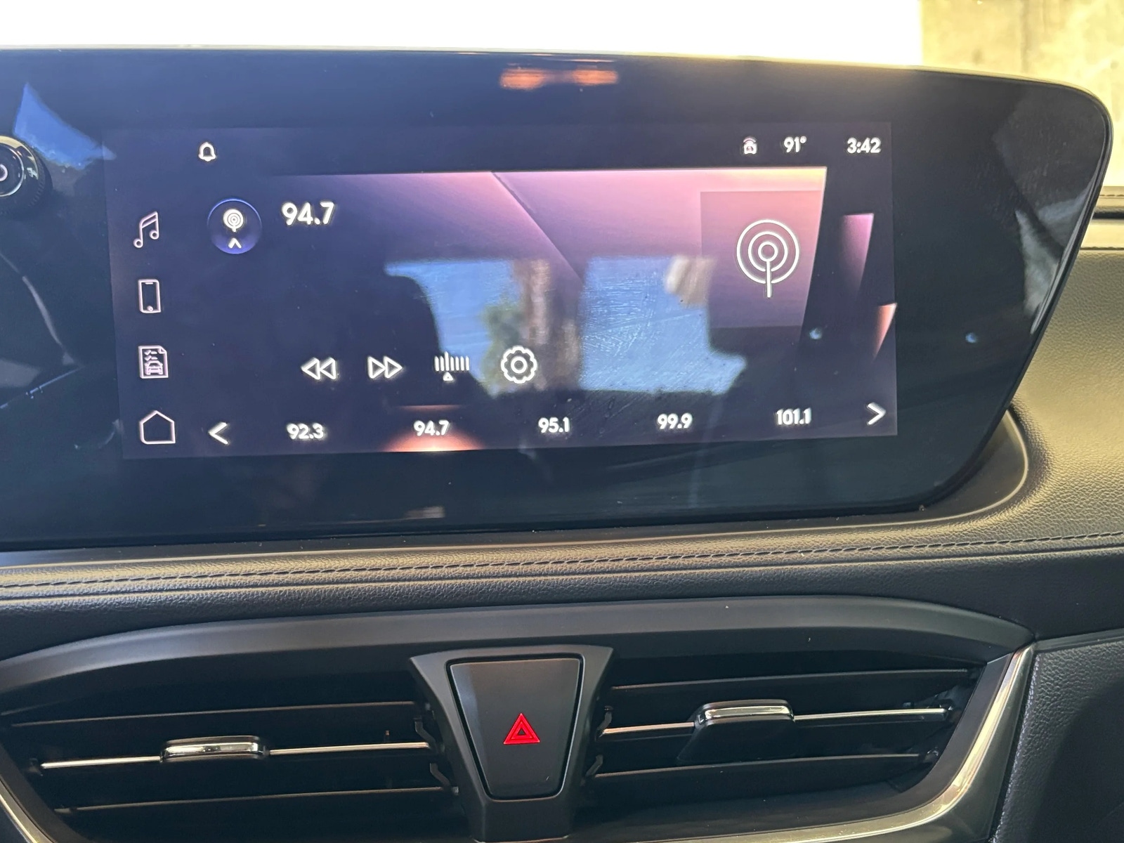 Thumbnail: 2025 Buick Encore GX - 4