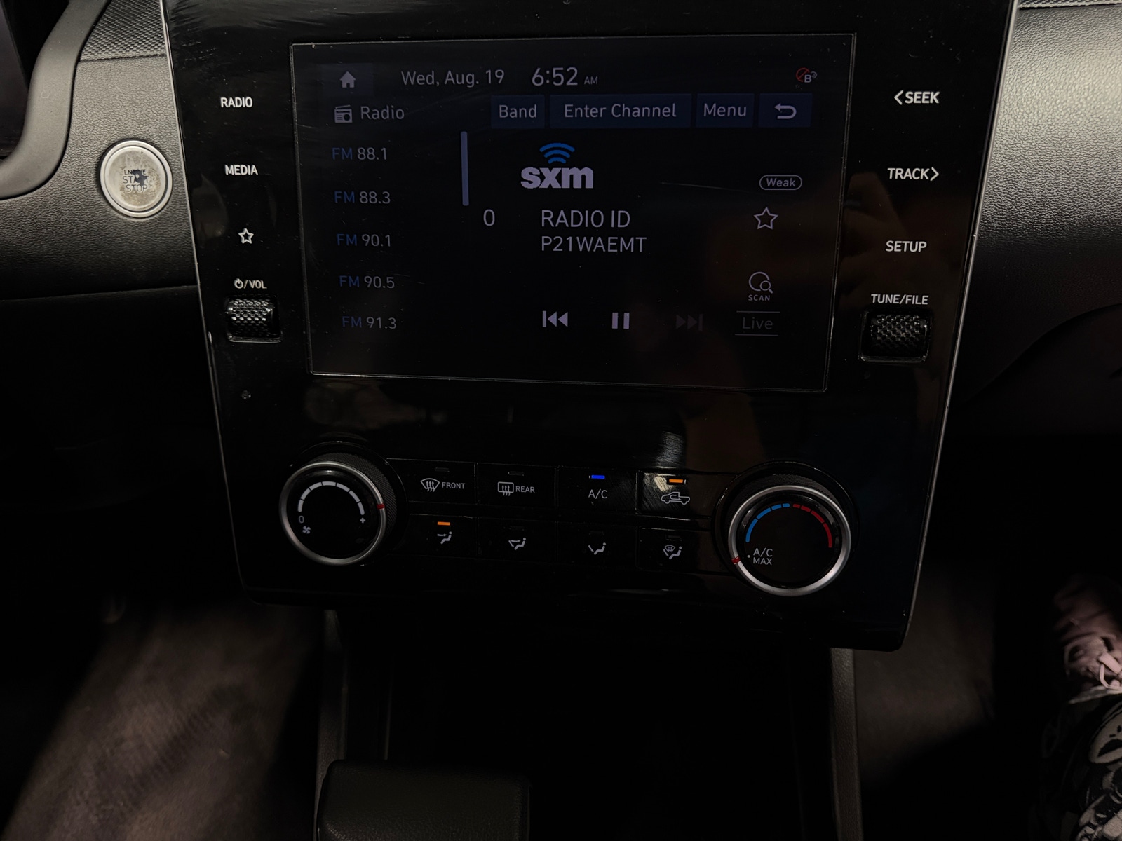 Thumbnail: 2023 Hyundai Santa Cruz - 4