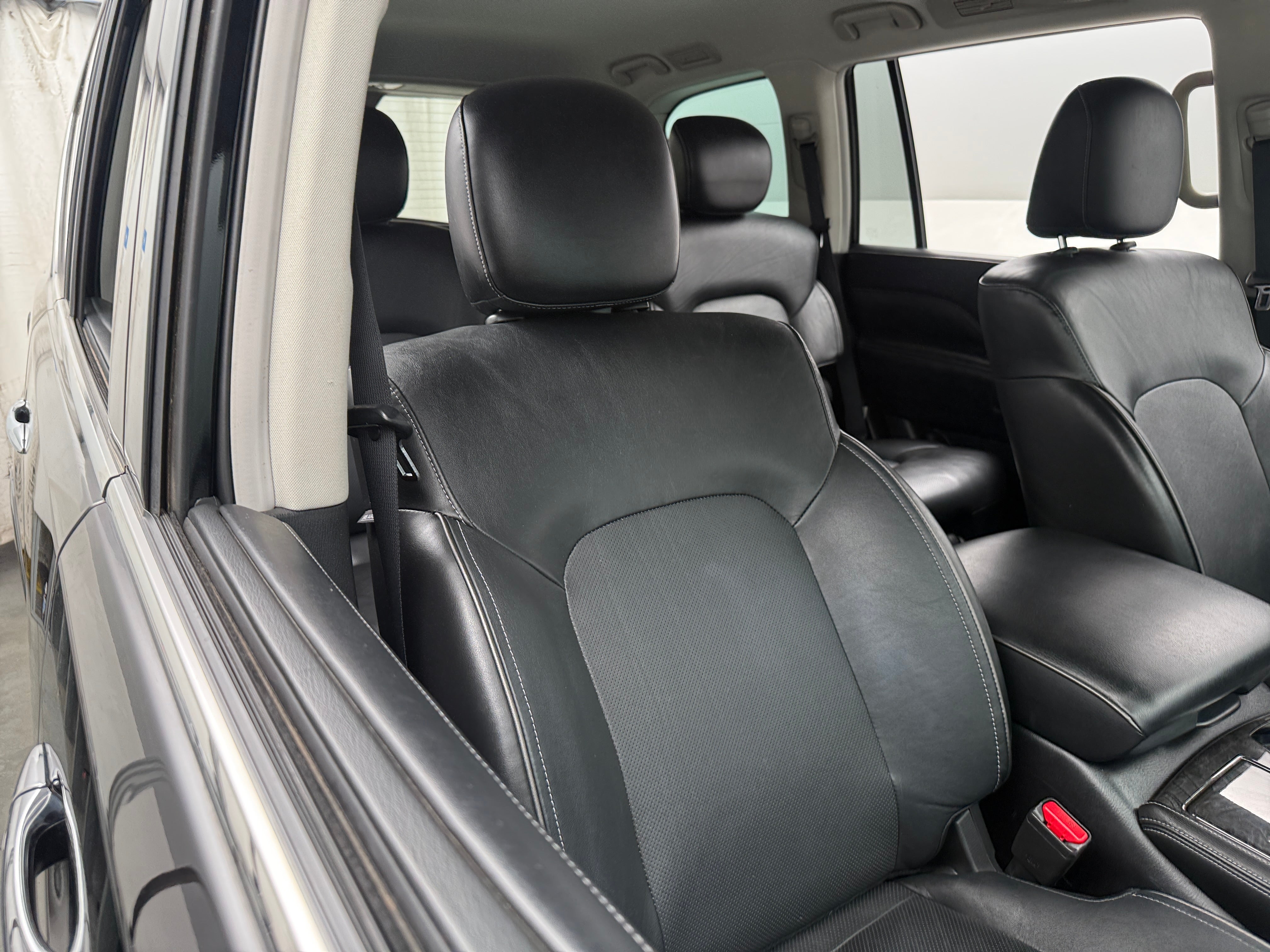 2023 INFINITI QX80