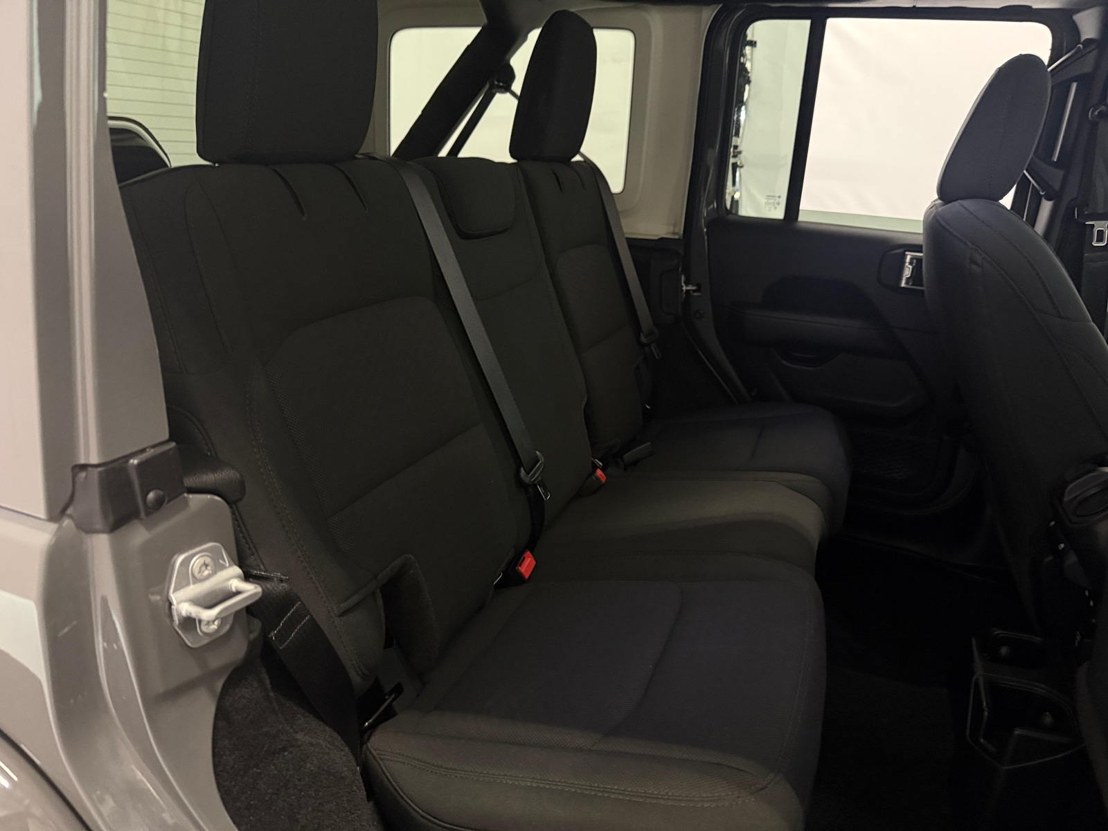 Thumbnail: 2021 Jeep Wrangler - 6