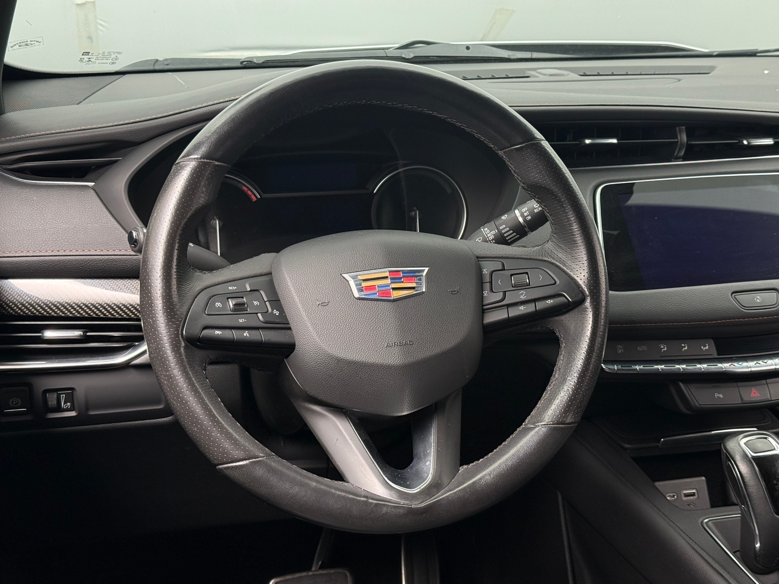 Thumbnail: 2019 Cadillac XT4 - 4