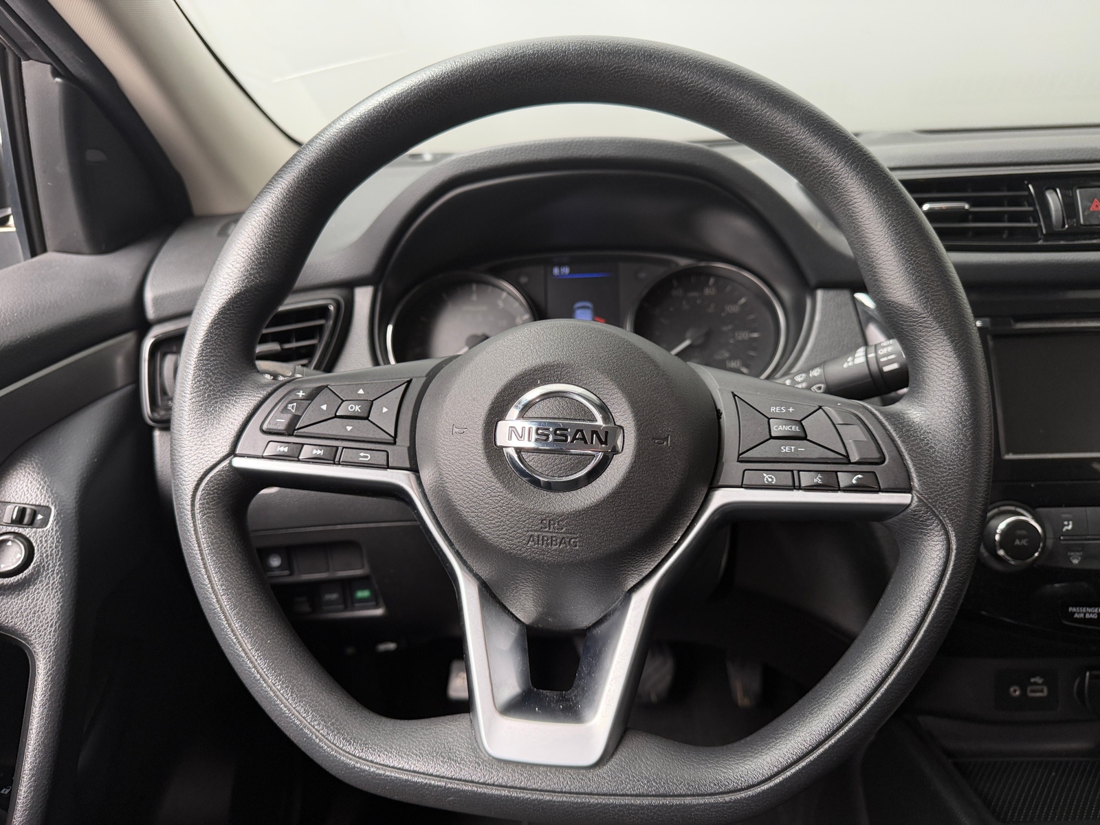 Thumbnail: 2022 Nissan Rogue Sport - 5