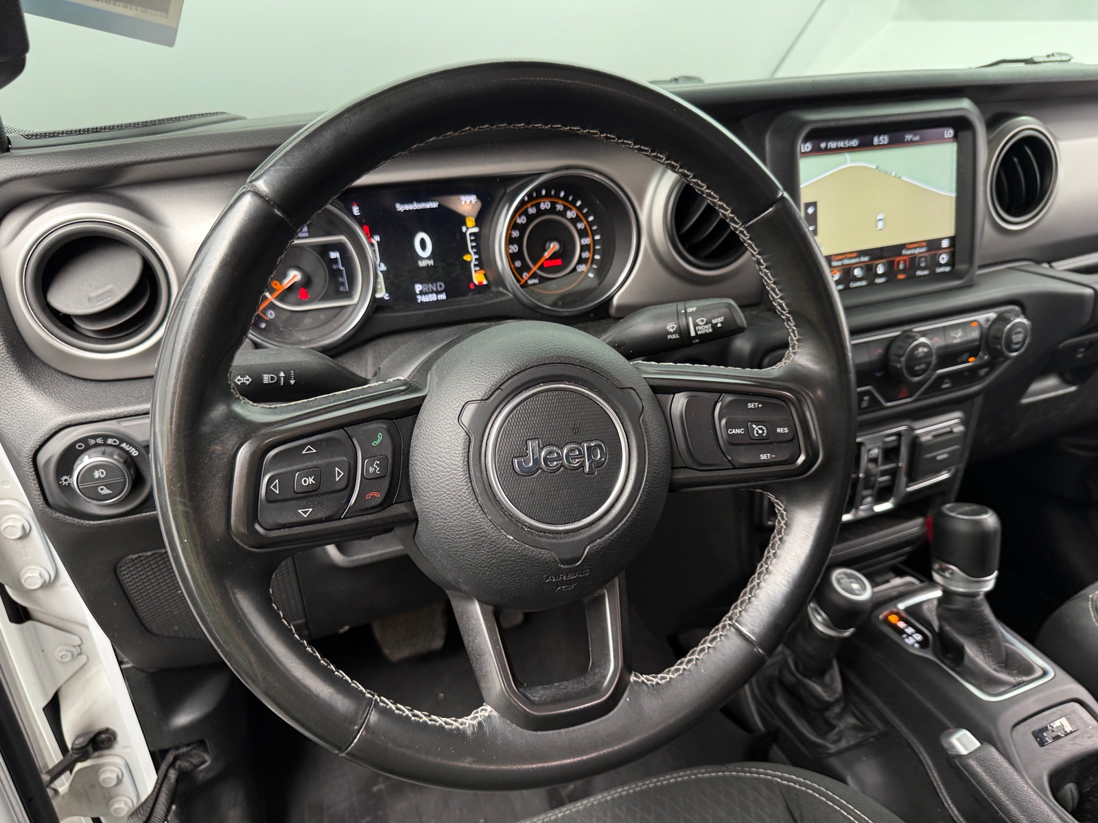 Thumbnail: 2021 Jeep Gladiator - 5