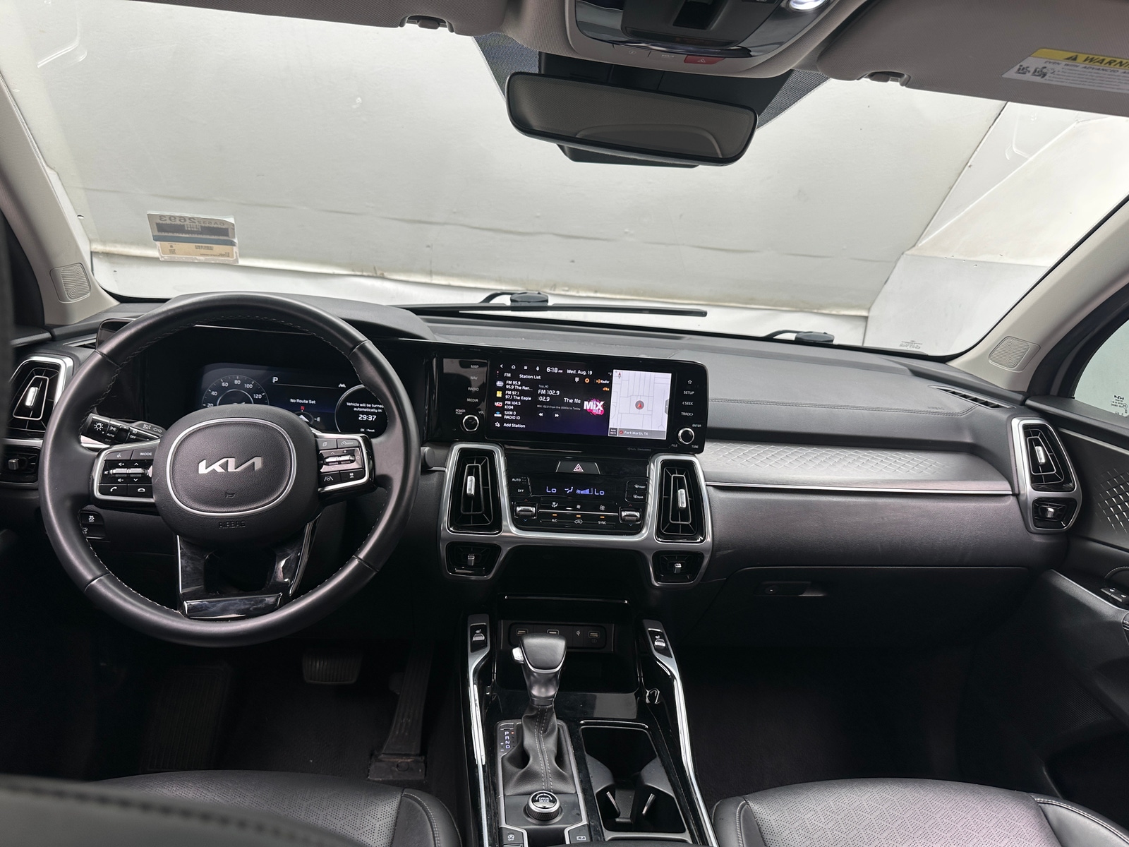 Thumbnail: 2023 Kia Sorento - 2