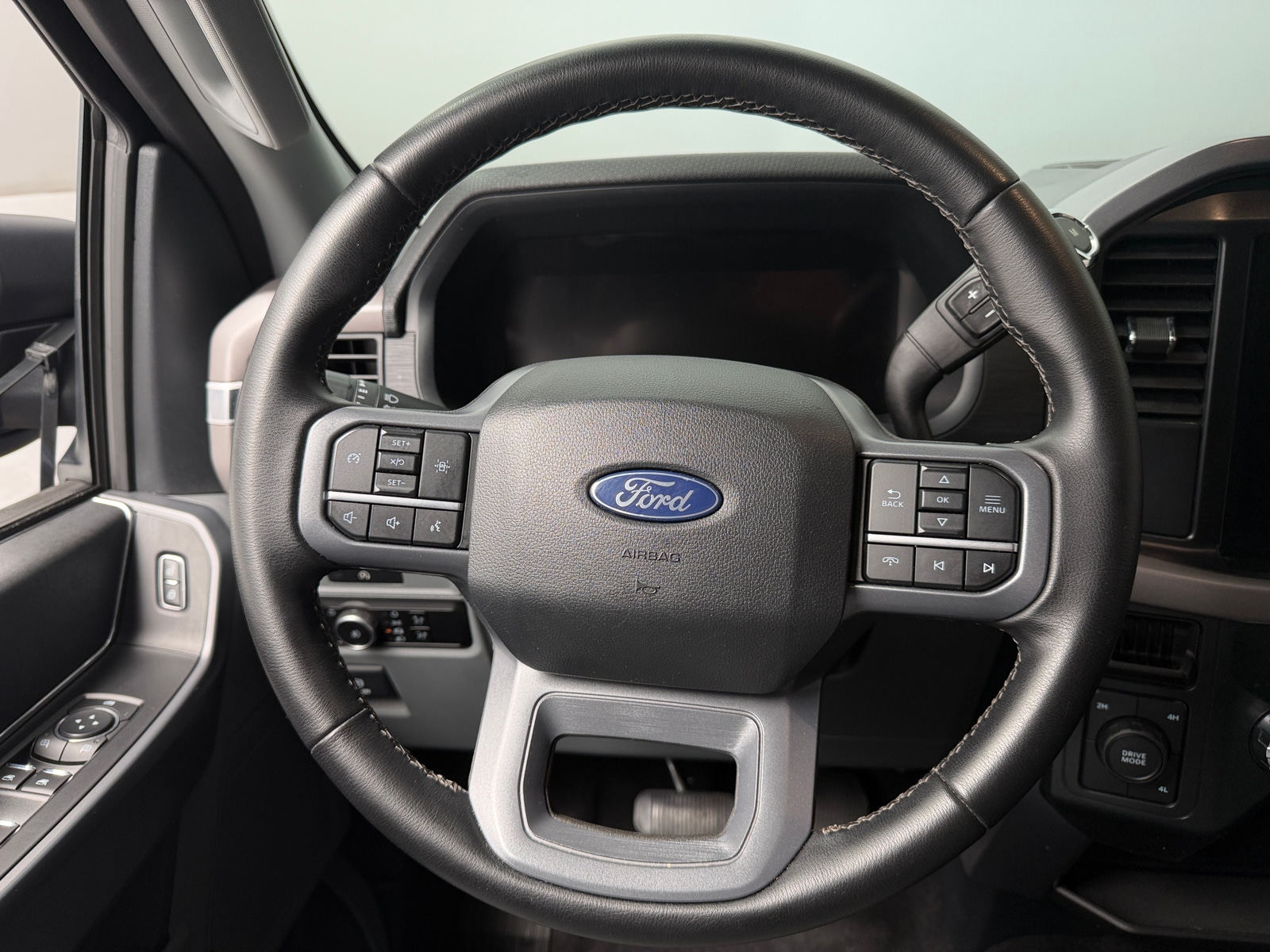 Thumbnail: 2025 Ford Econoline - 5