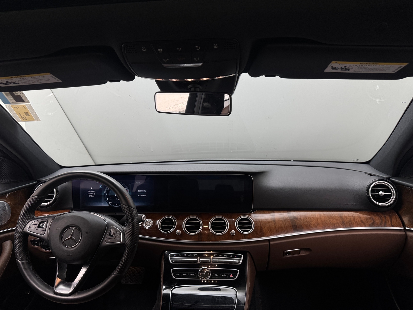 Thumbnail: 2018 Mercedes-Benz E-Class - 2