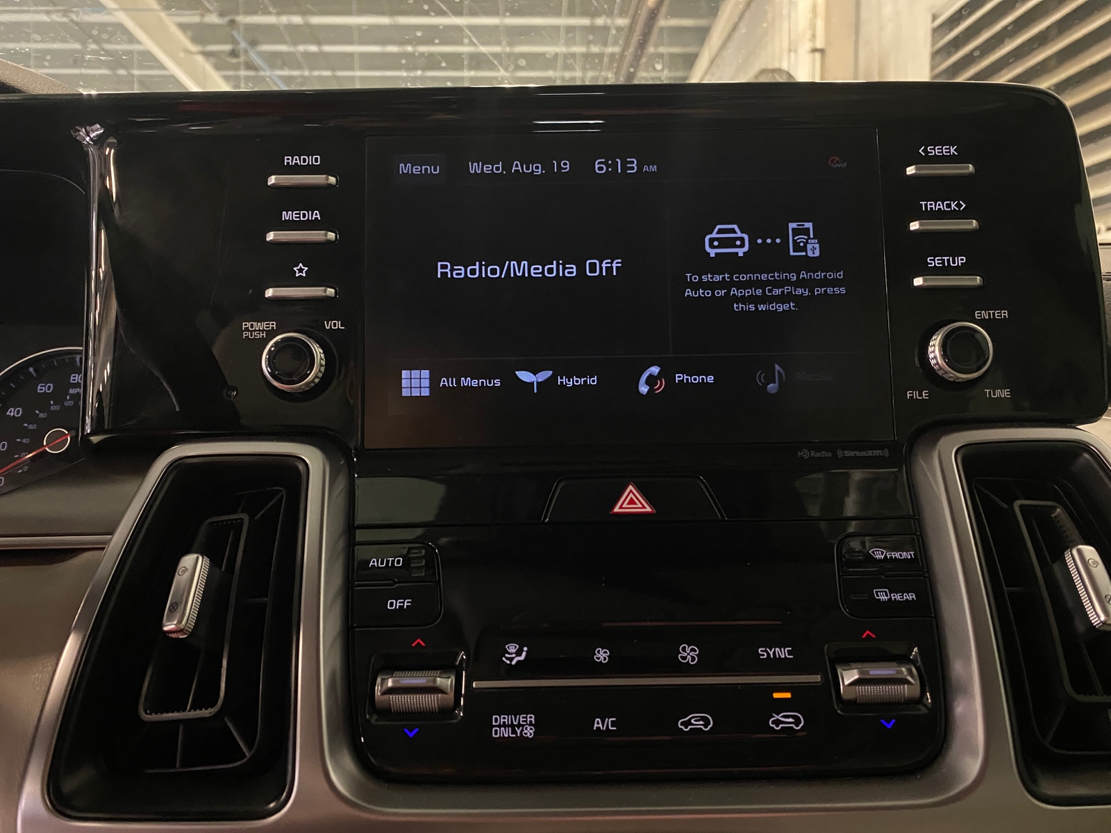 Thumbnail: 2021 Kia Sorento - 3