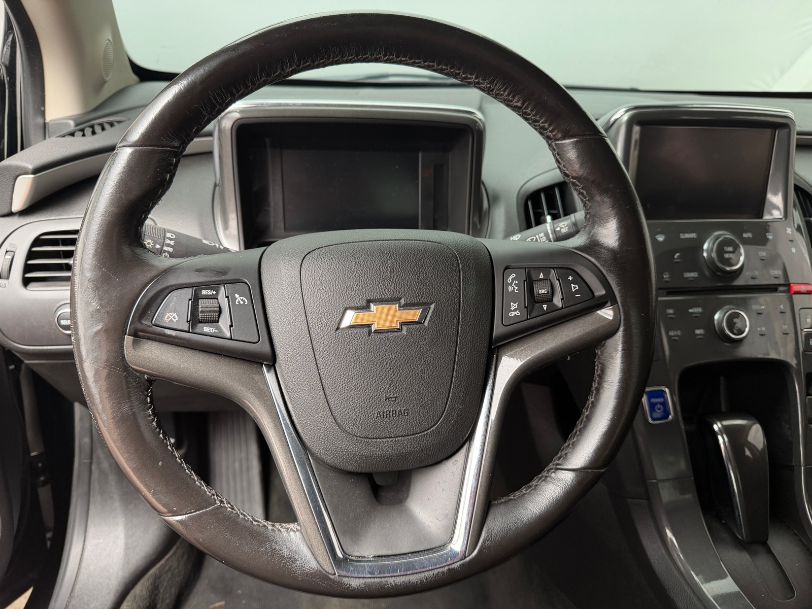 Thumbnail: 2014 Chevrolet Volt - 5