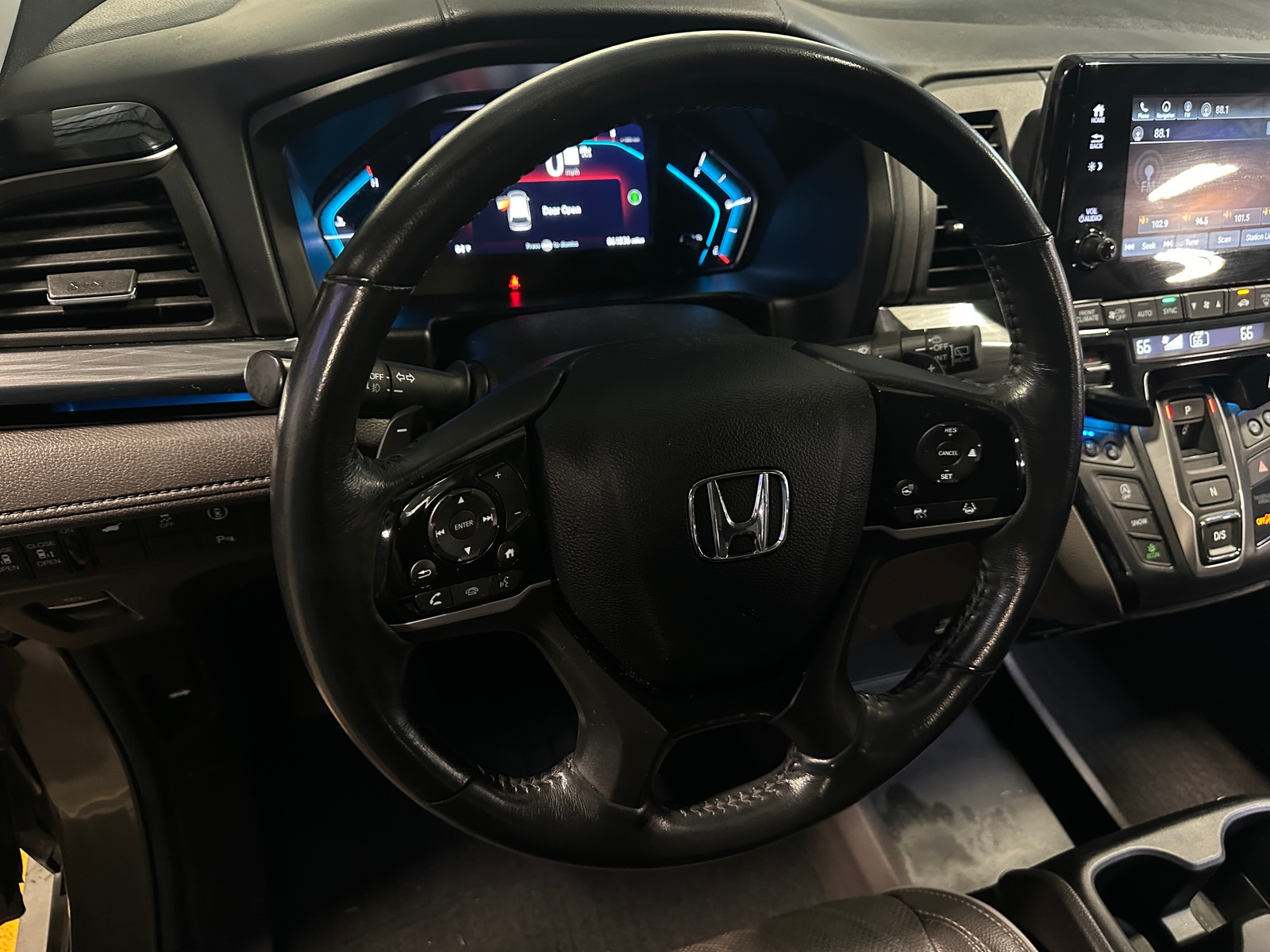 Thumbnail: 2022 Honda Odyssey - 4