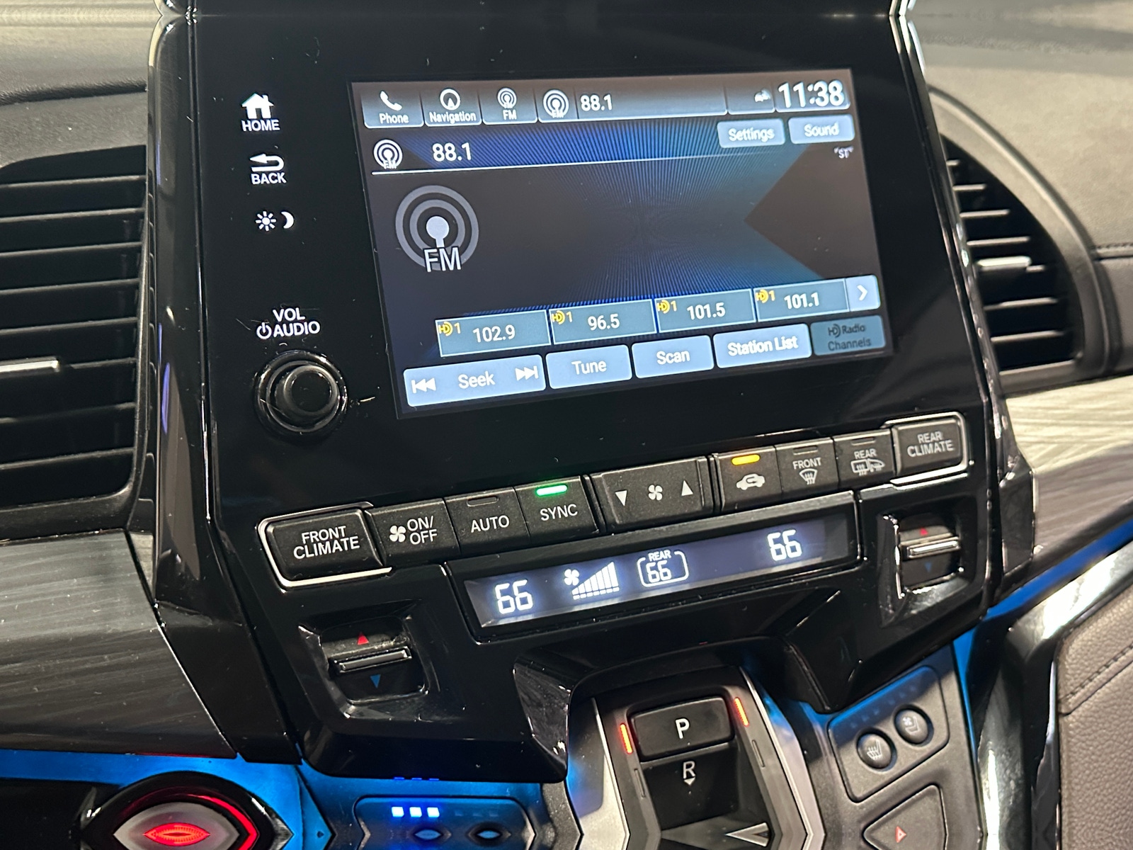 Thumbnail: 2022 Honda Odyssey - 3