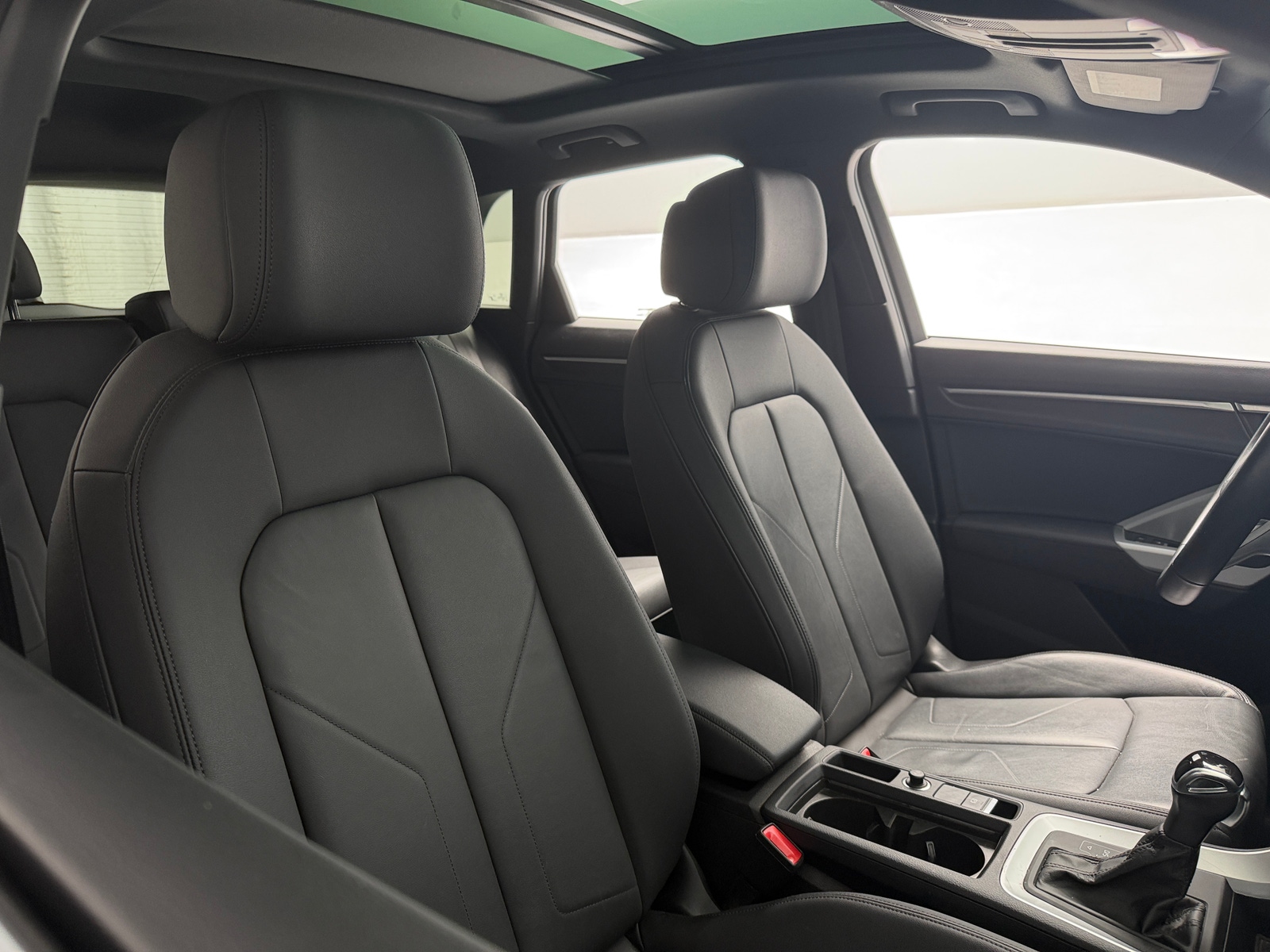 Thumbnail: 2023 Audi Q3 - 2