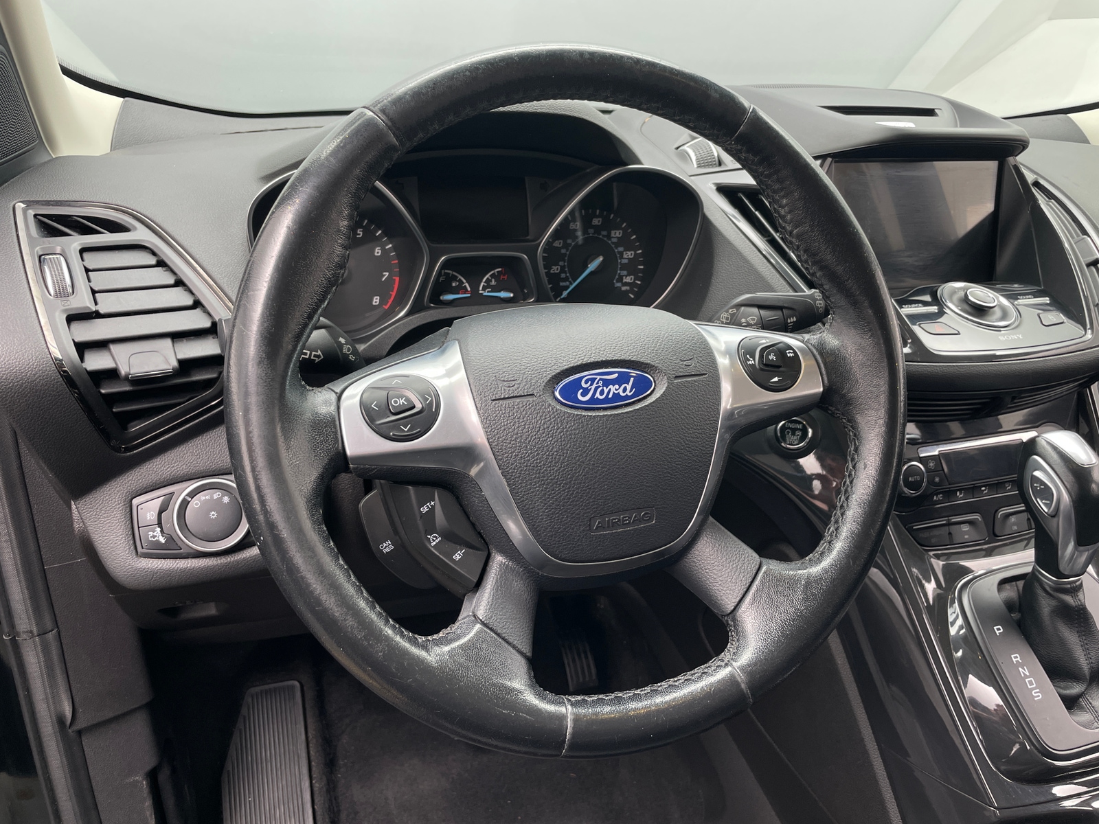 Thumbnail: 2016 Ford Escape - 4