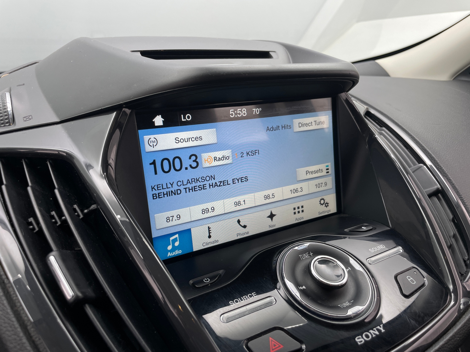Thumbnail: 2016 Ford Escape - 3