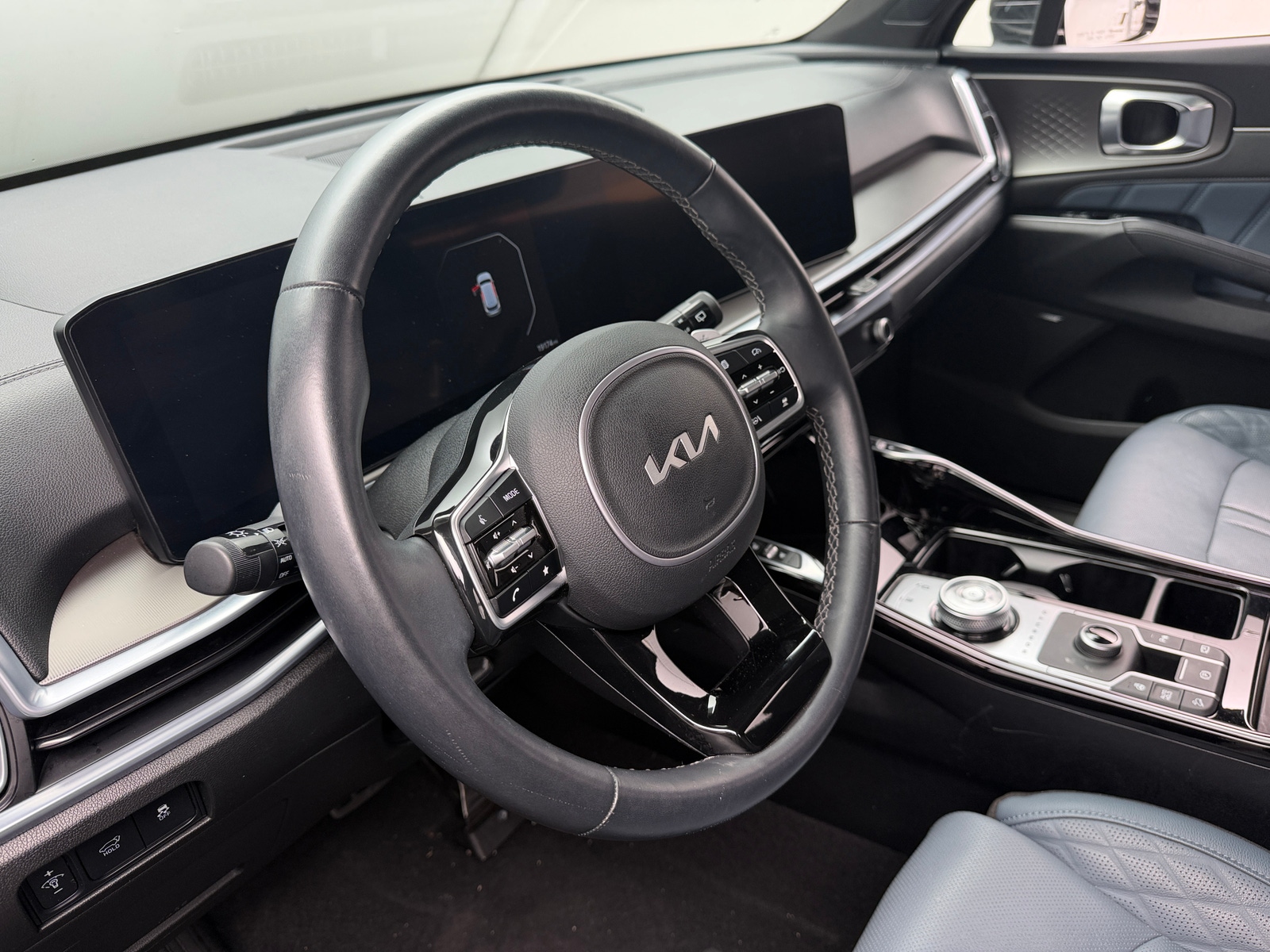 Thumbnail: 2025 Kia Sorento - 4