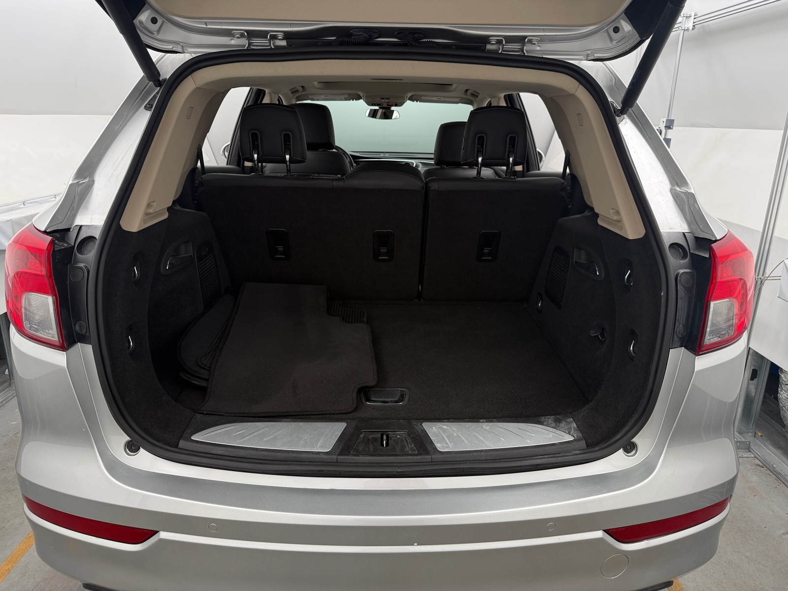 Thumbnail: 2017 Buick Envision - 6
