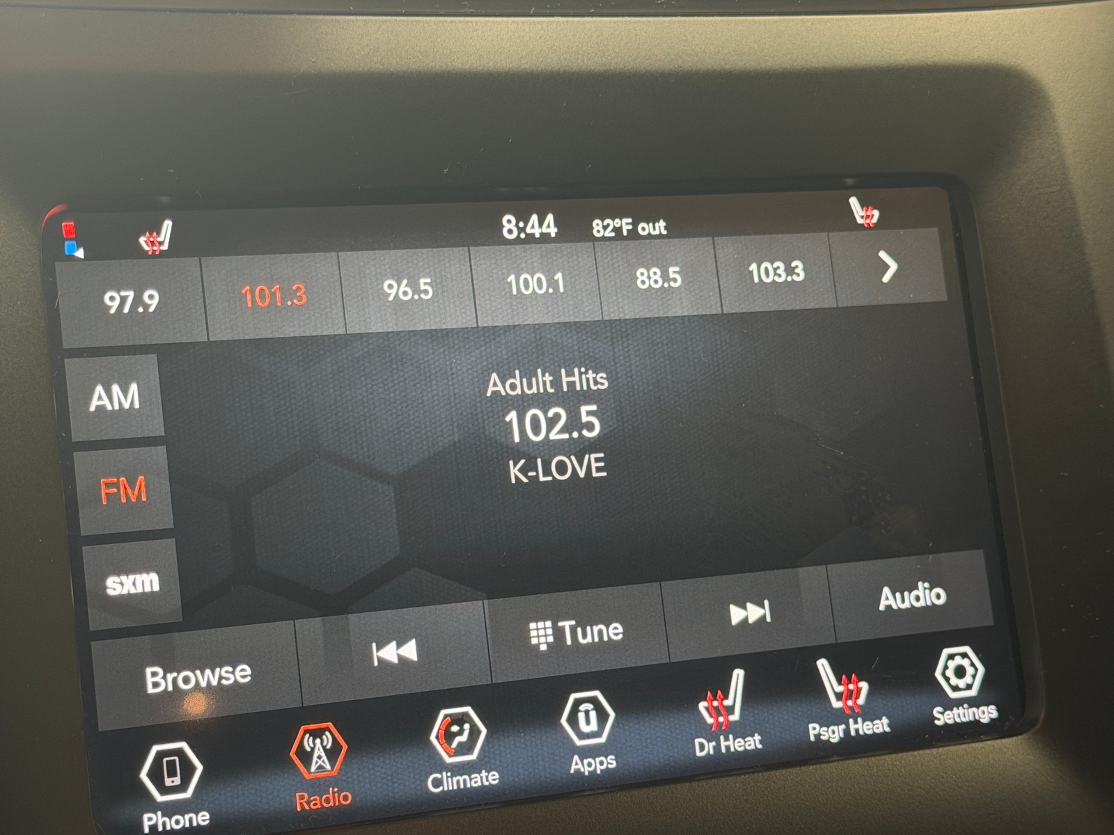 Thumbnail: 2019 Jeep Cherokee - 4
