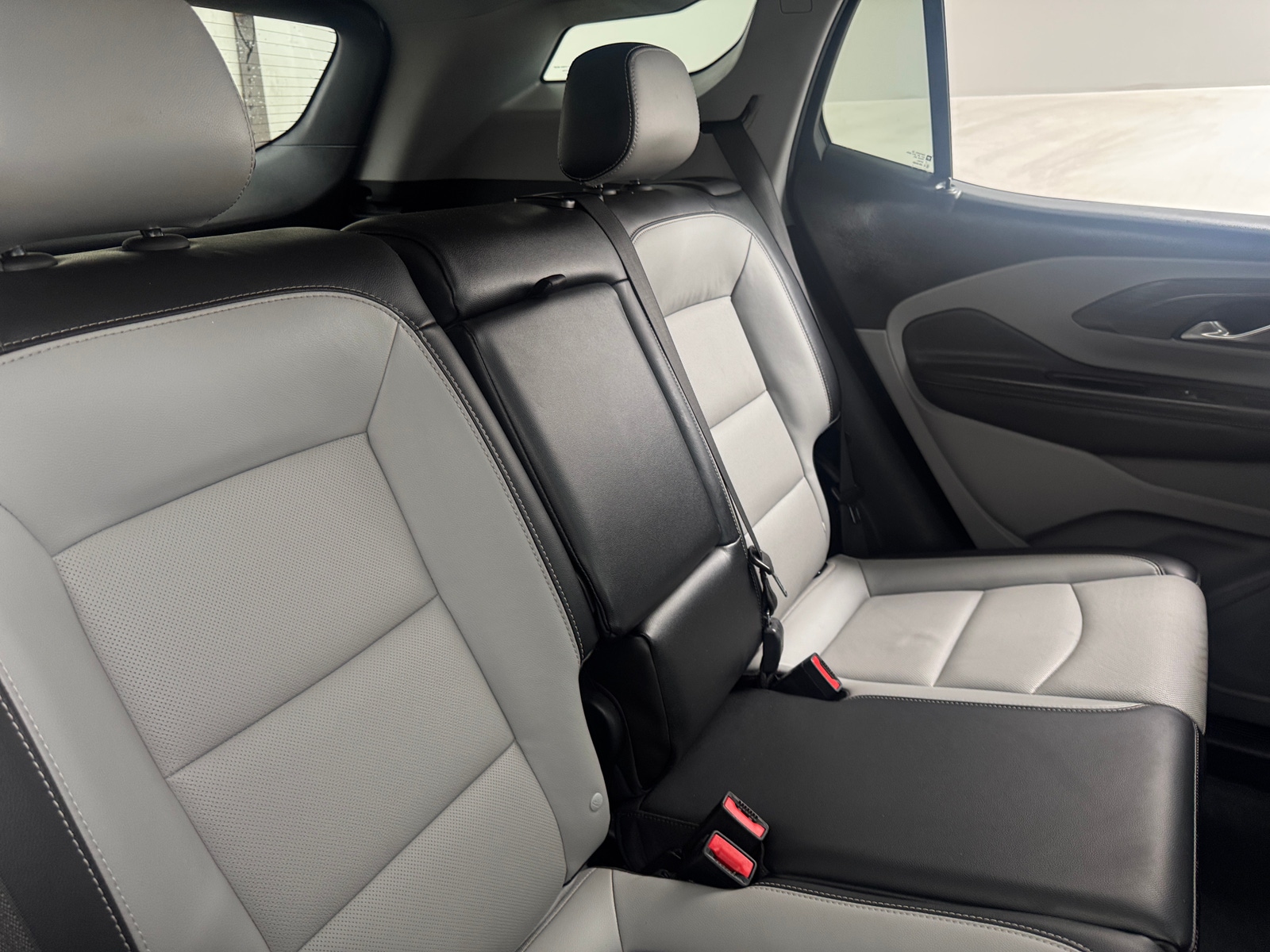 Thumbnail: 2022 GMC Terrain - 5