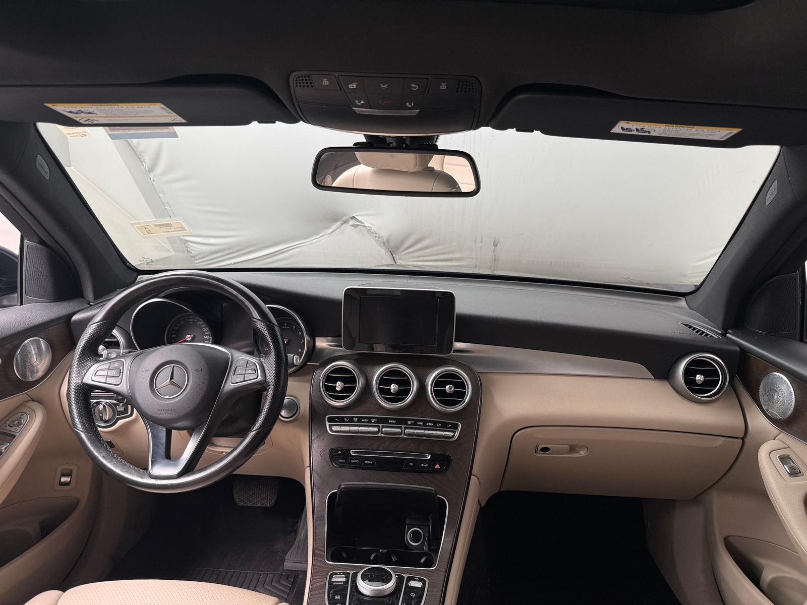 Thumbnail: 2018 Mercedes-Benz GLC - 2