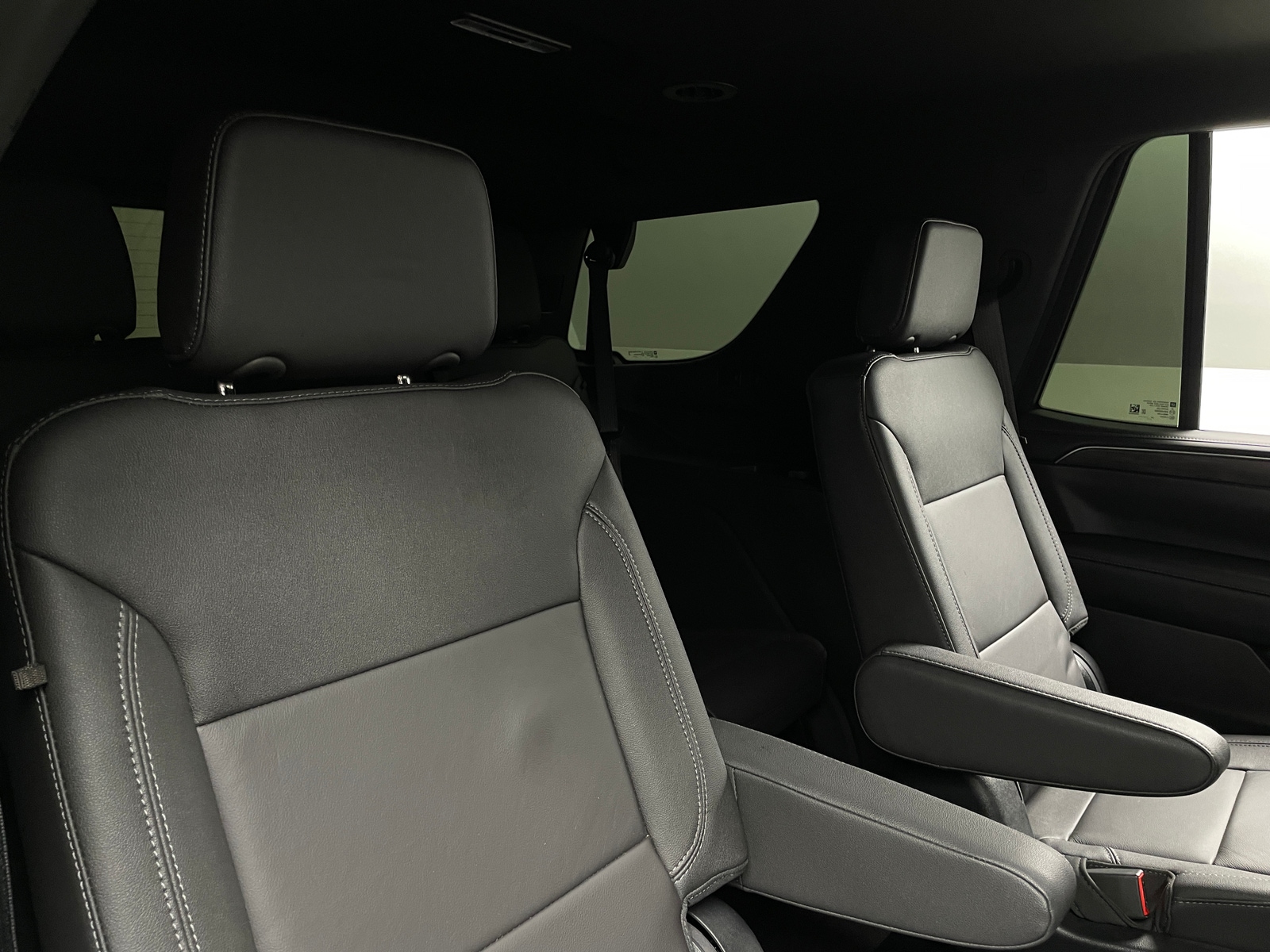 Thumbnail: 2023 Chevrolet Tahoe - 5