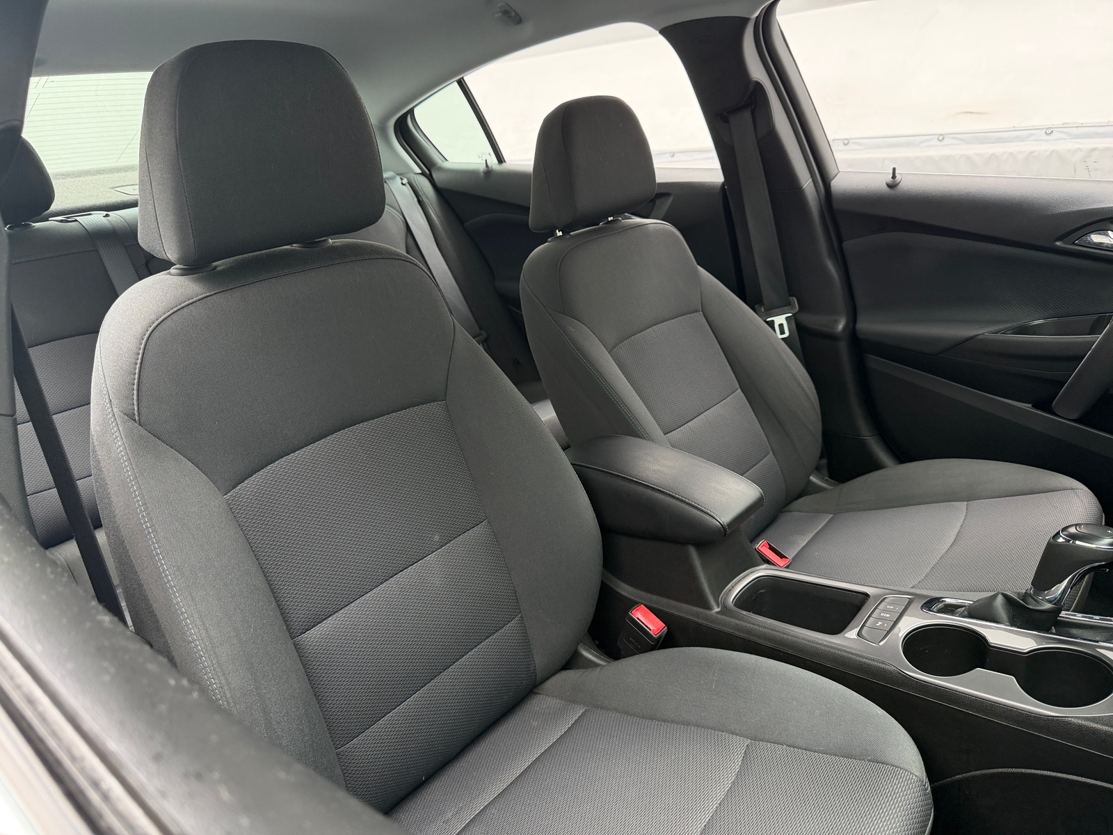 Thumbnail: 2019 Chevrolet Cruze - 2