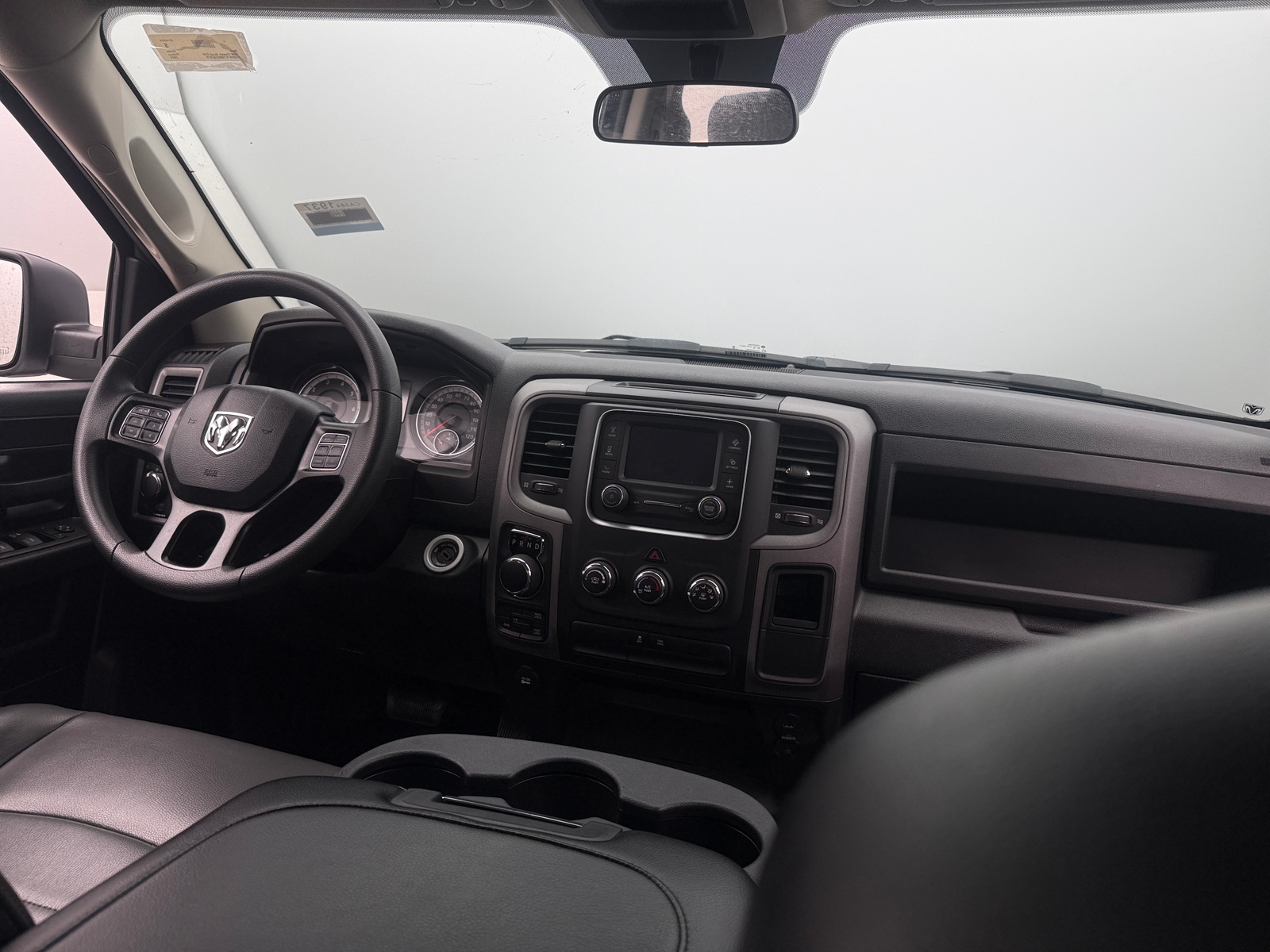 Thumbnail: 2024 RAM 1500 Classic - 3