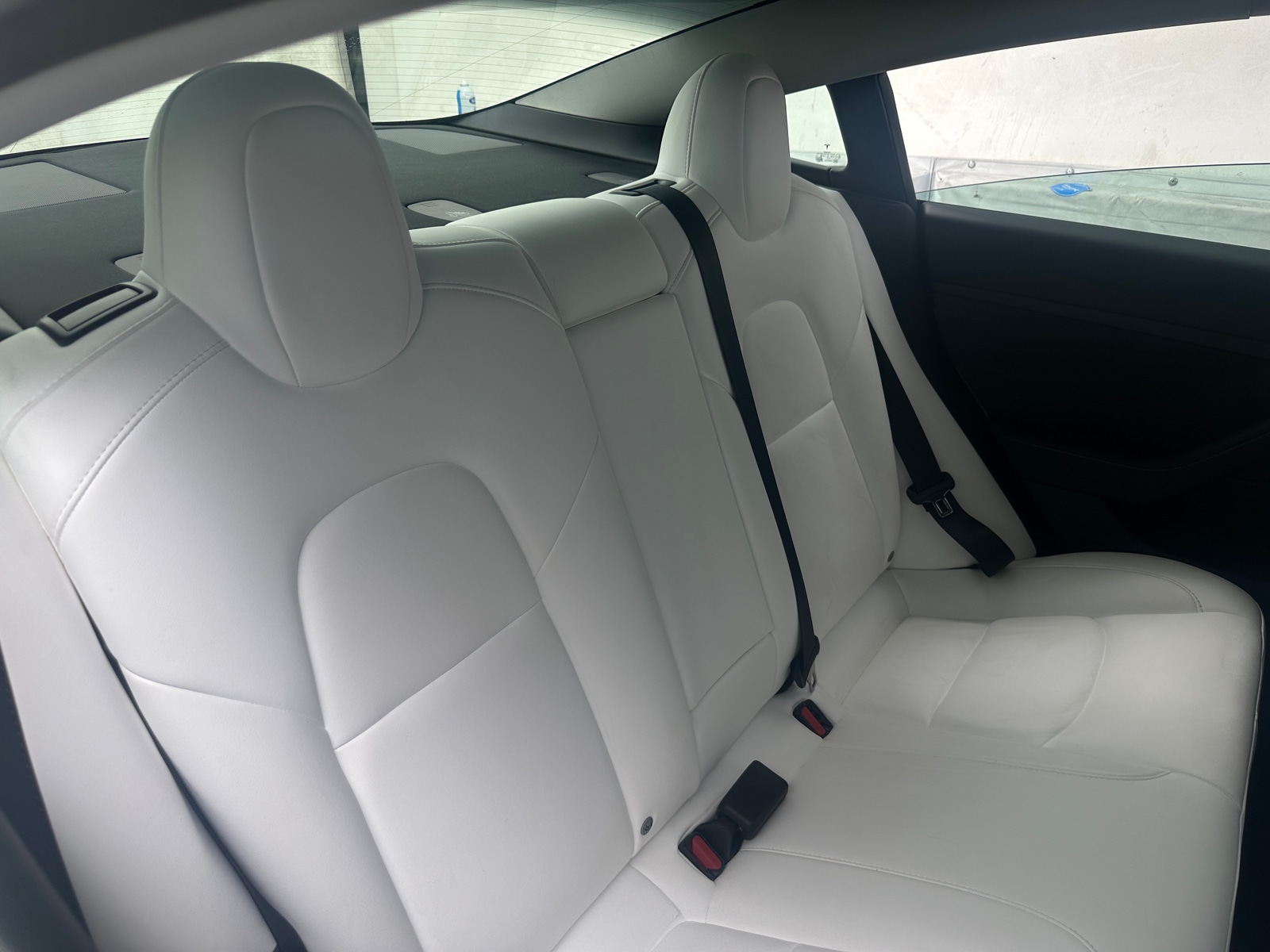 Thumbnail: 2022 Tesla Model 3 - 5