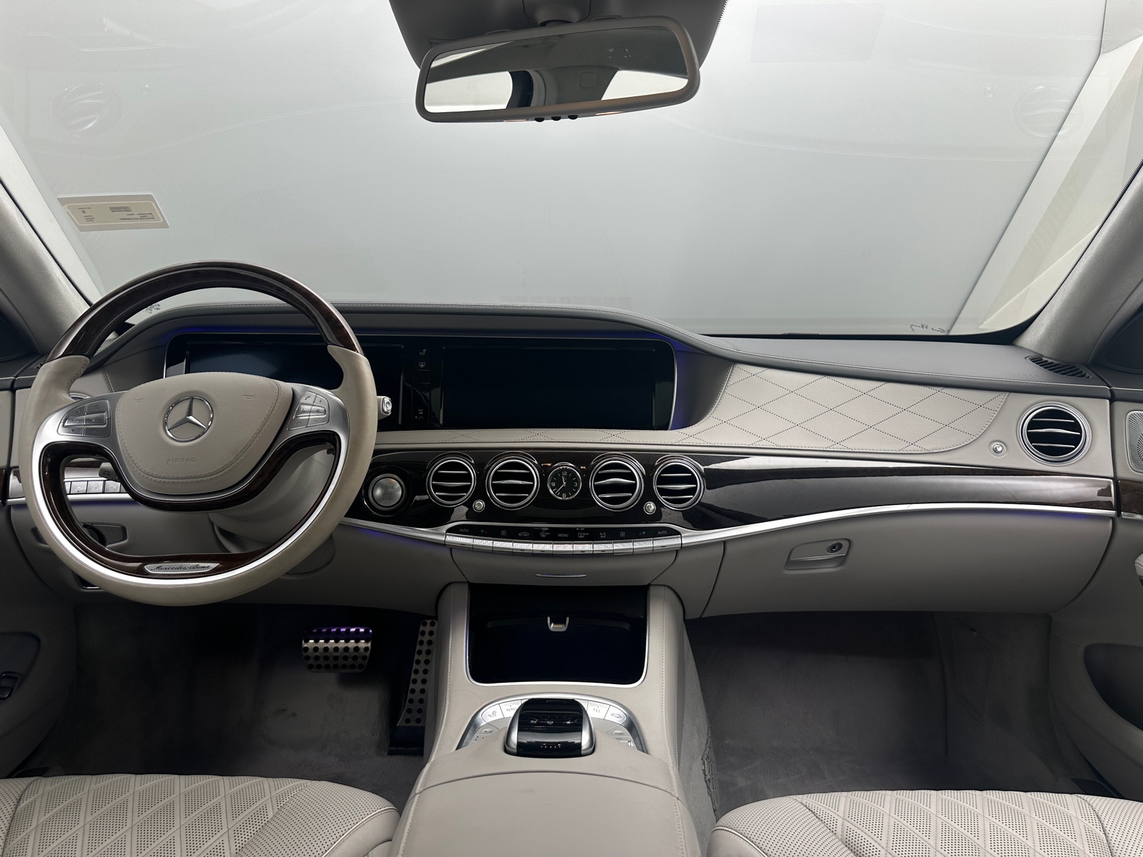Thumbnail: 2015 Mercedes-Benz S-Class - 2