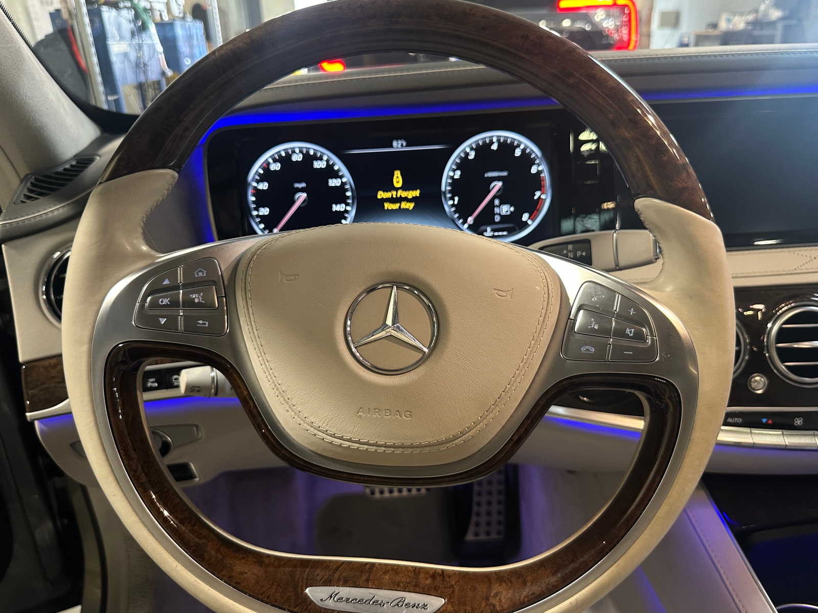 Thumbnail: 2015 Mercedes-Benz S-Class - 4
