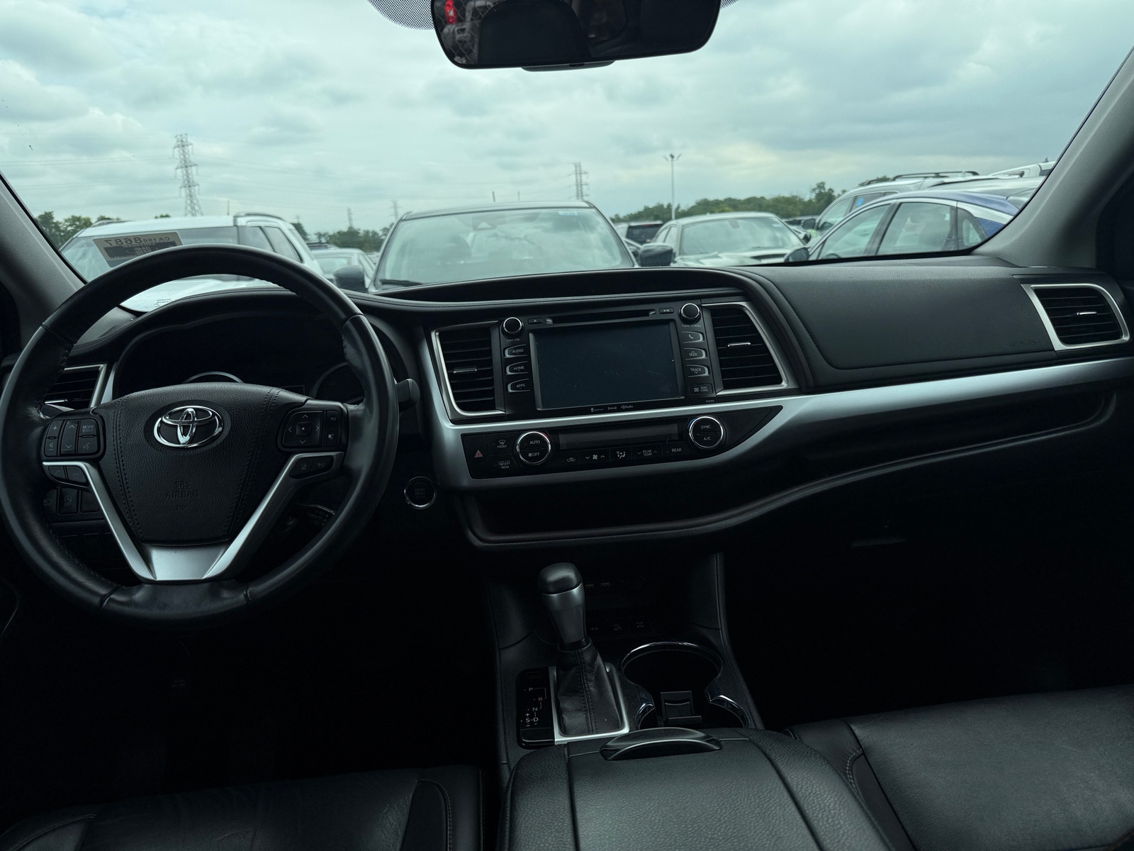 Thumbnail: 2019 Toyota Highlander - 2