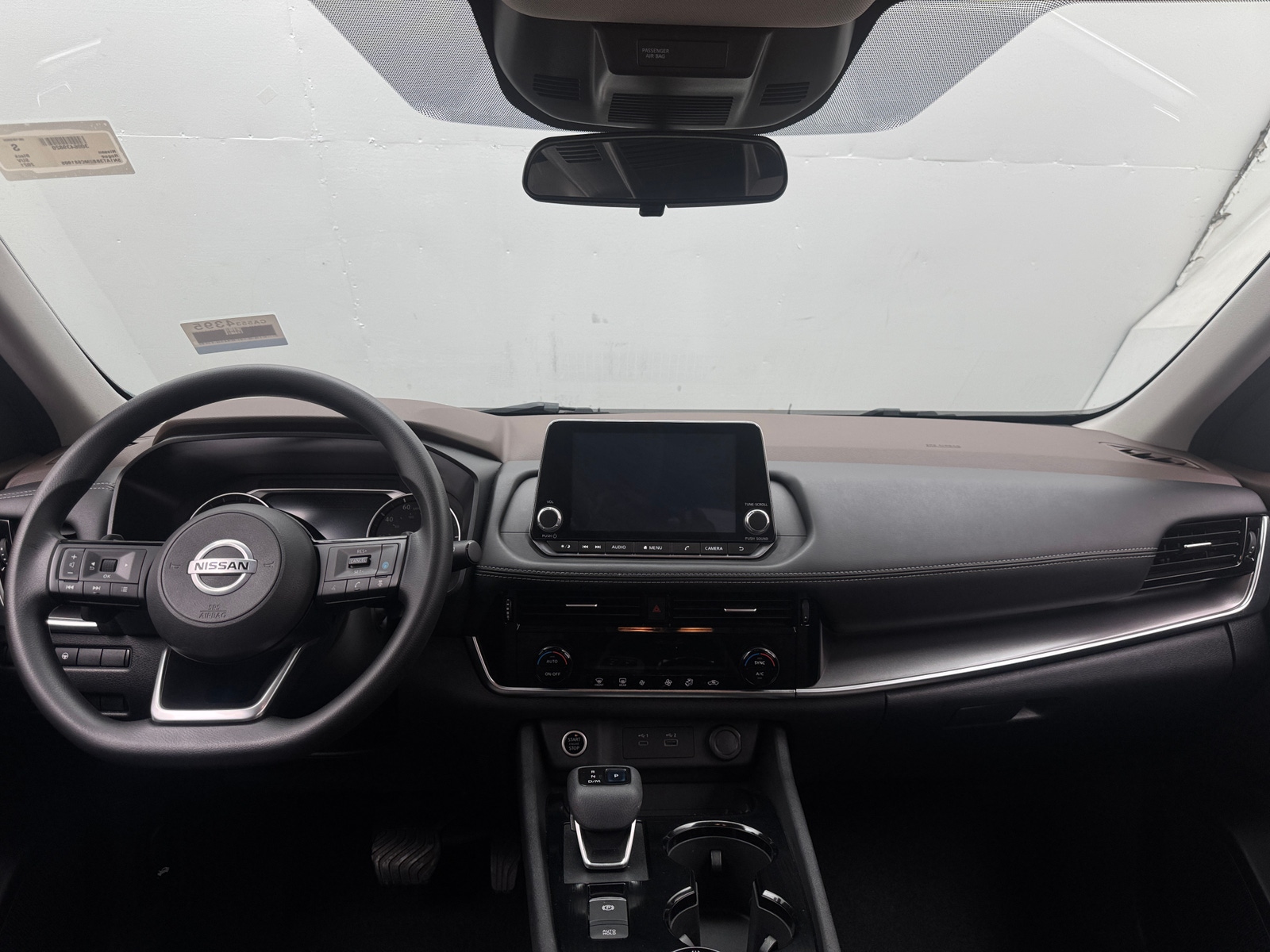 Thumbnail: 2021 Nissan Rogue - 3