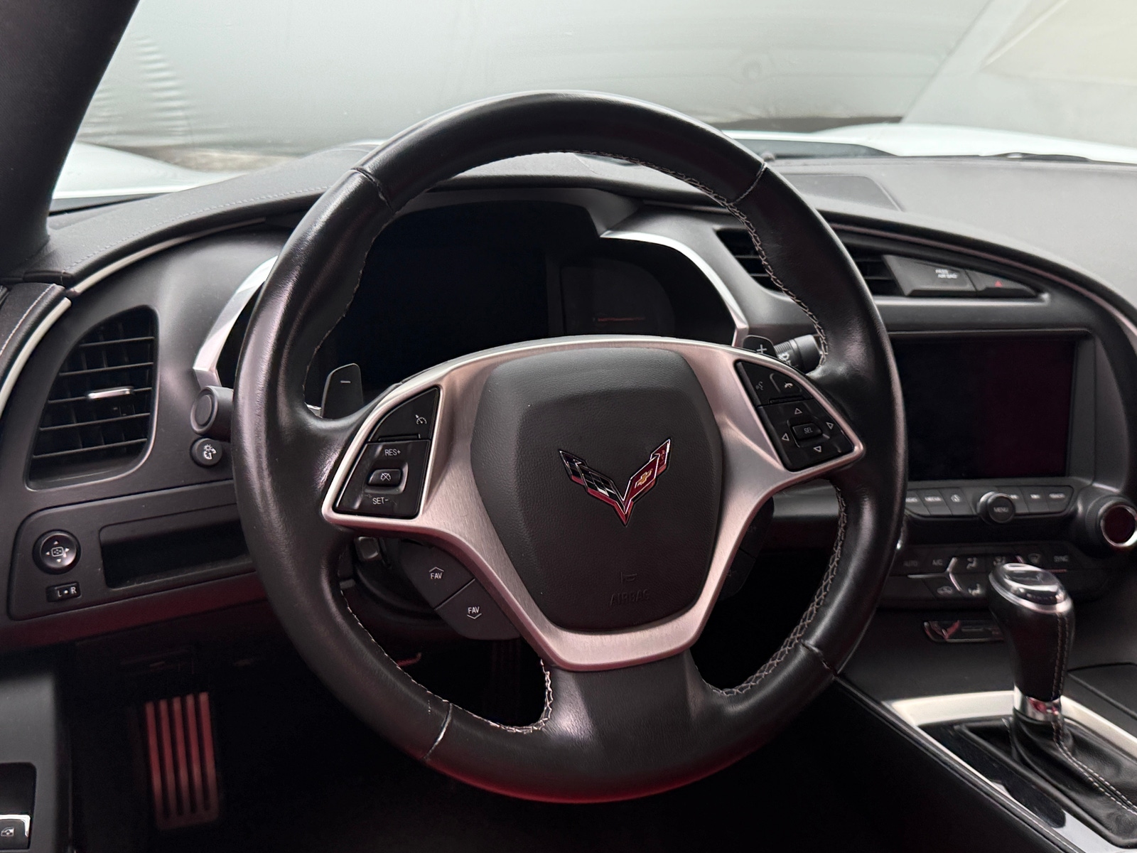 Thumbnail: 2015 Chevrolet Corvette - 3