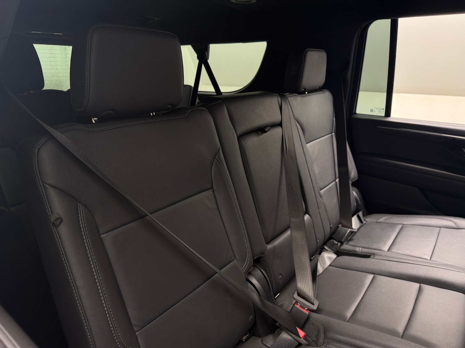 Thumbnail: 2025 Chevrolet Suburban - 5
