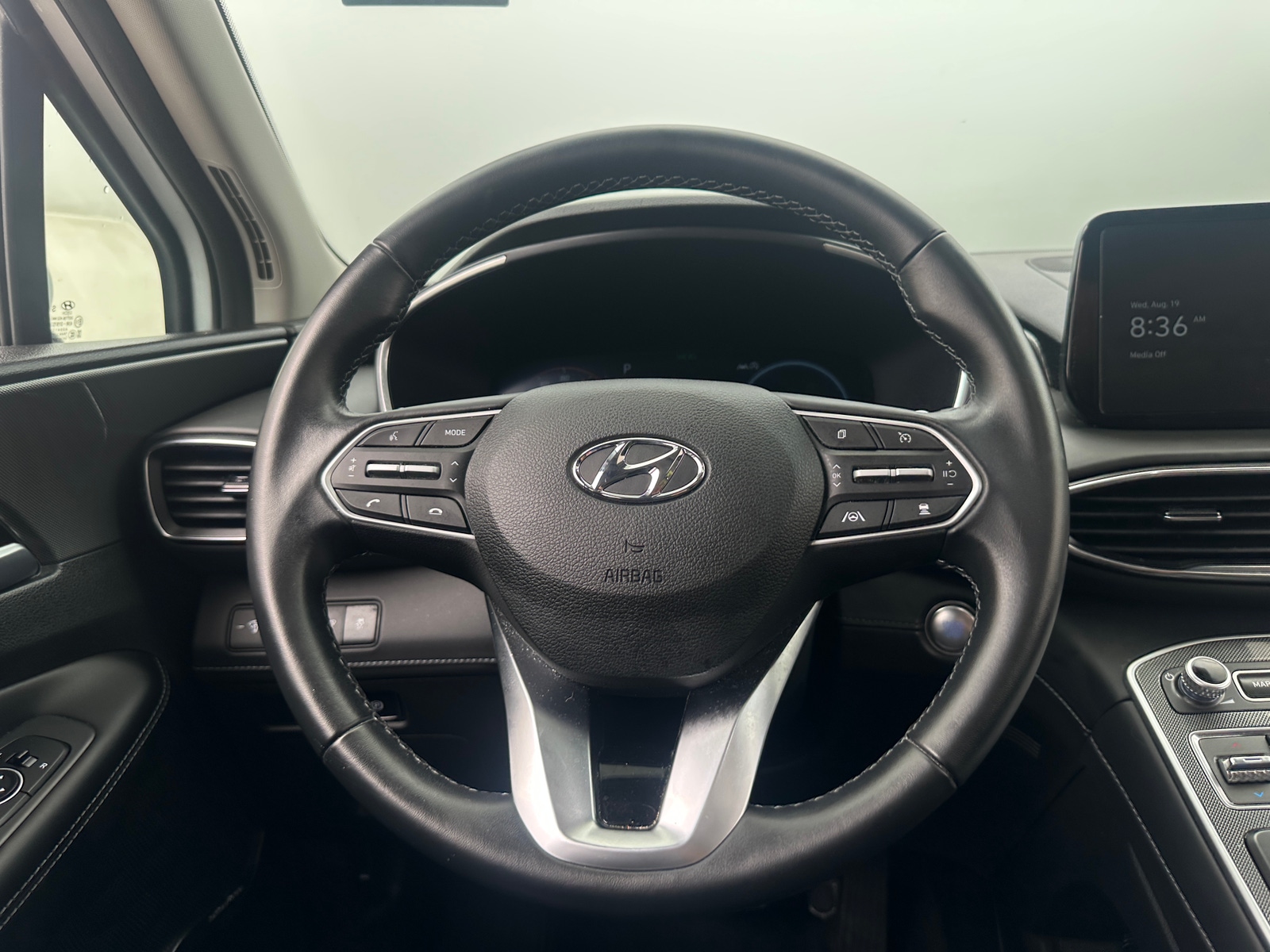 Thumbnail: 2023 Hyundai Santa Fe - 4