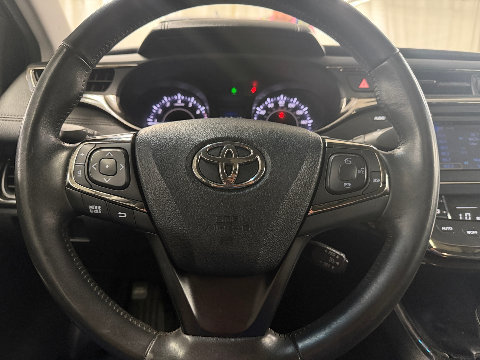 Thumbnail: 2013 Toyota Avalon - 5
