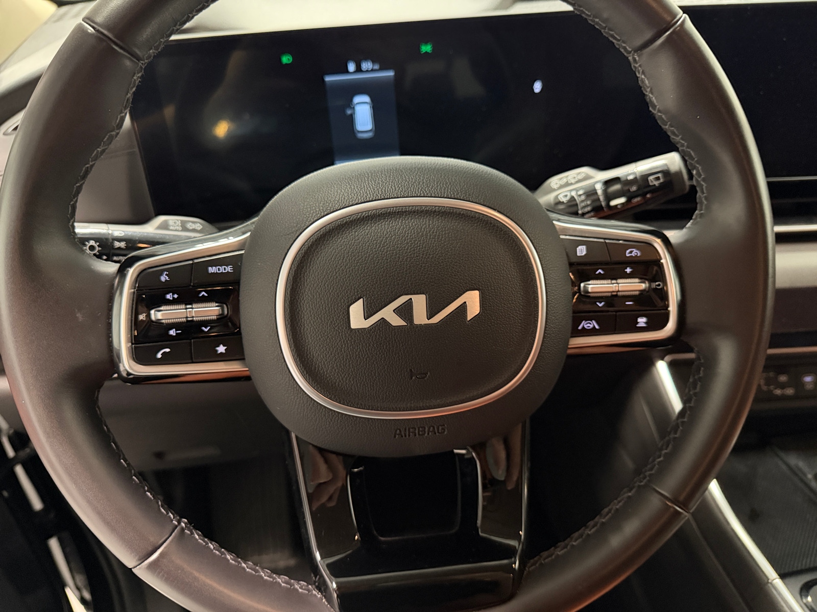 Thumbnail: 2025 Kia Carnival - 4