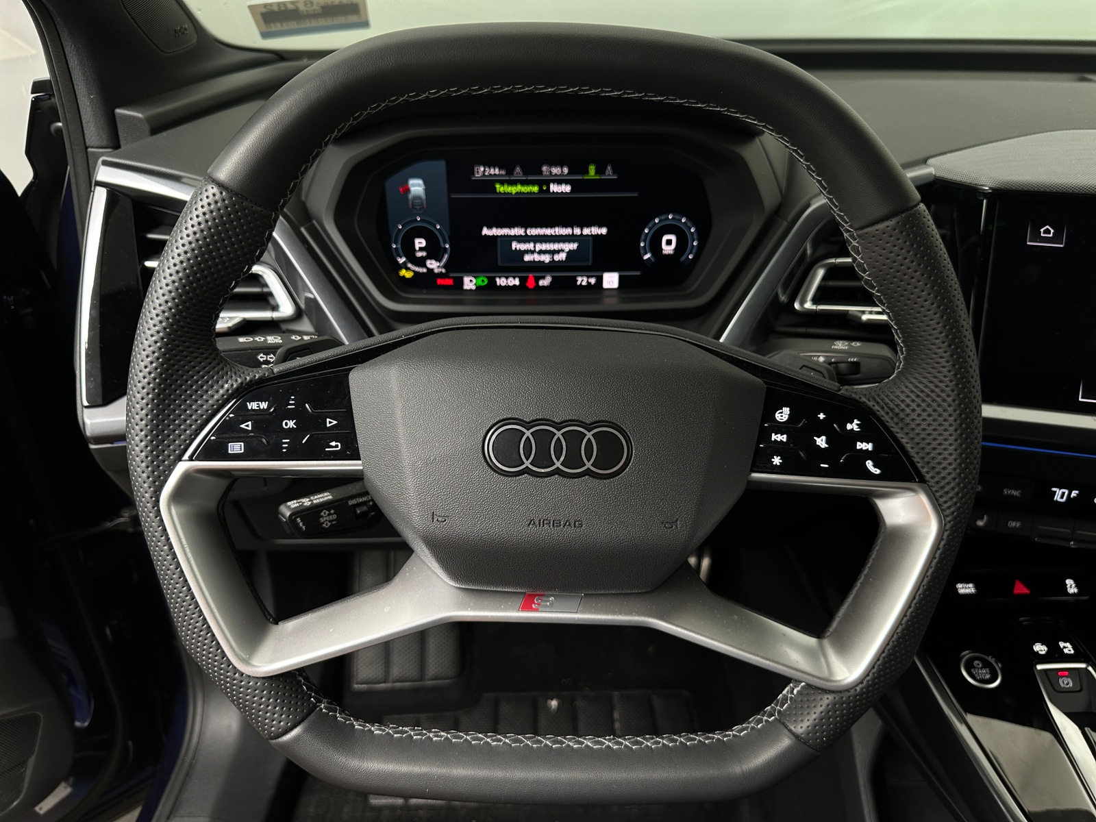 Thumbnail: 2025 Audi Q4 e-tron - 4