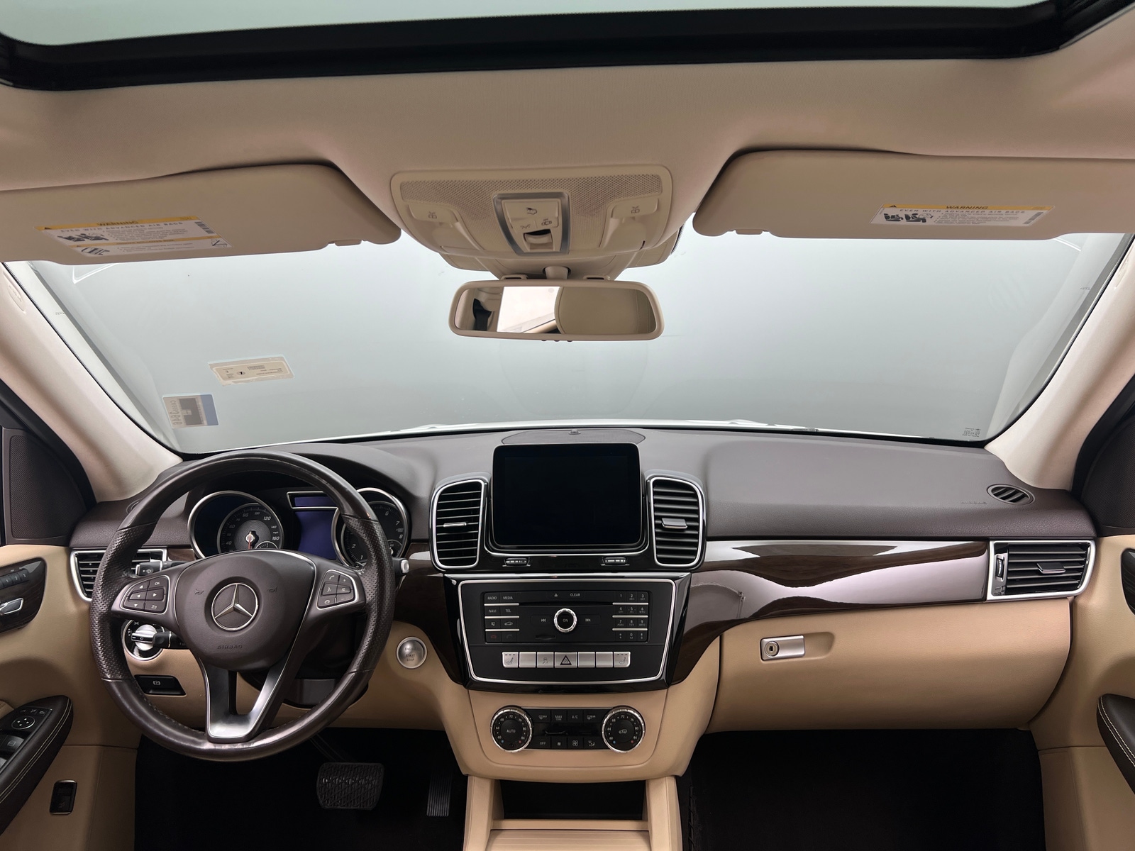 Thumbnail: 2016 Mercedes-Benz GLE - 2