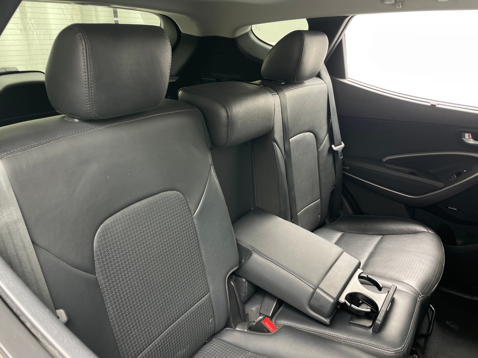 Thumbnail: 2015 Hyundai Santa Fe - 5