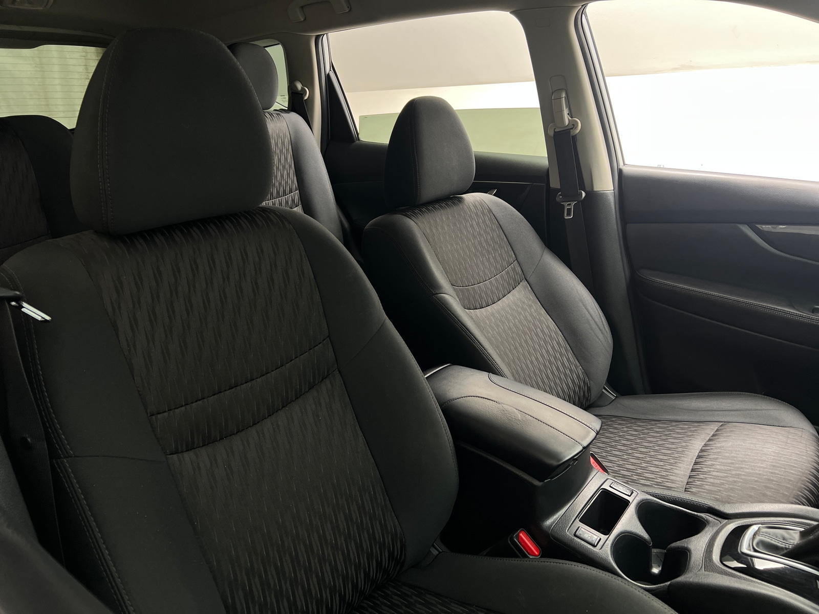 Thumbnail: 2020 Nissan Rogue - 2