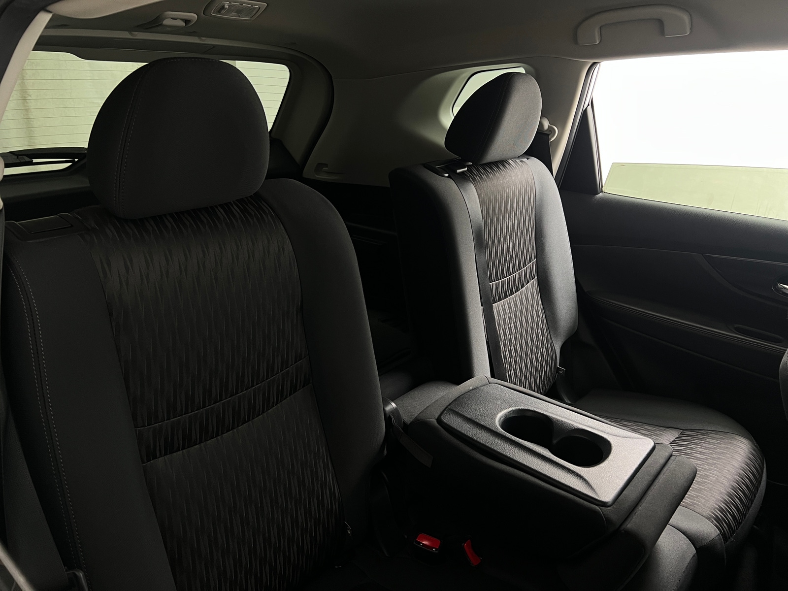 Thumbnail: 2020 Nissan Rogue - 6
