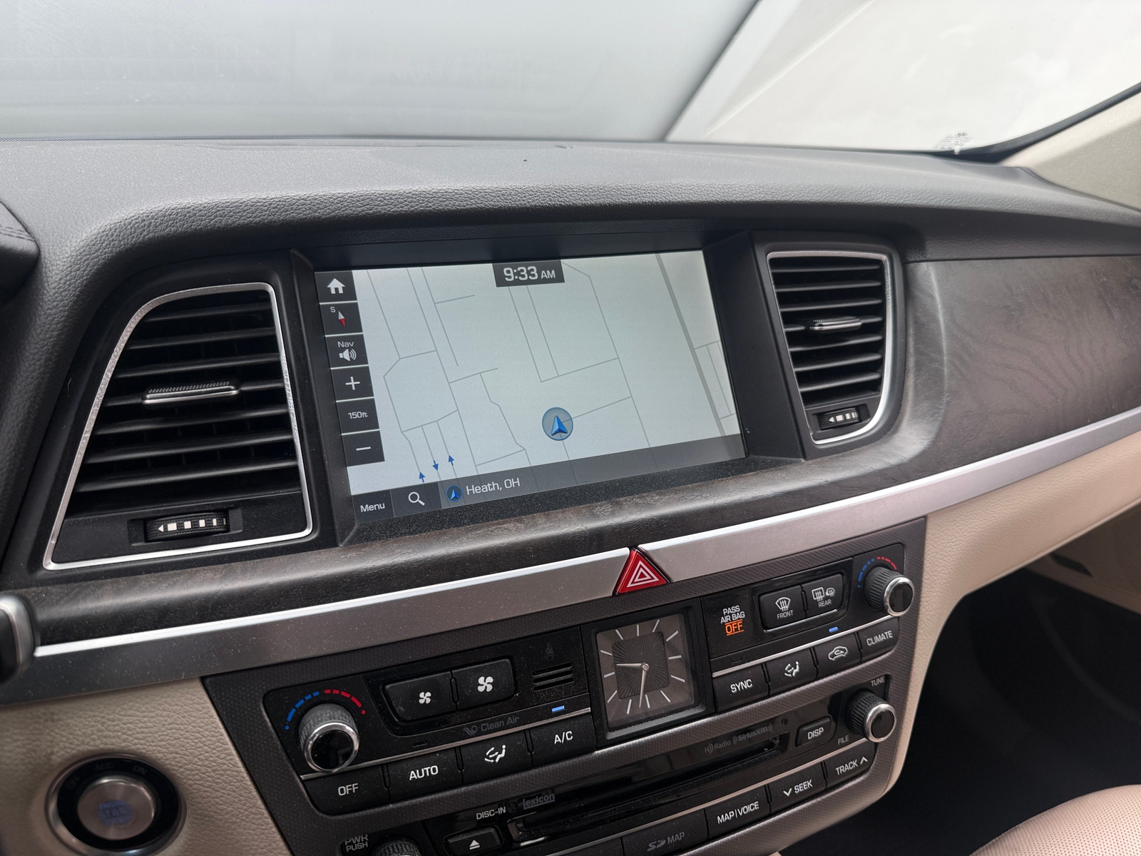 Thumbnail: 2016 Hyundai Genesis - 3