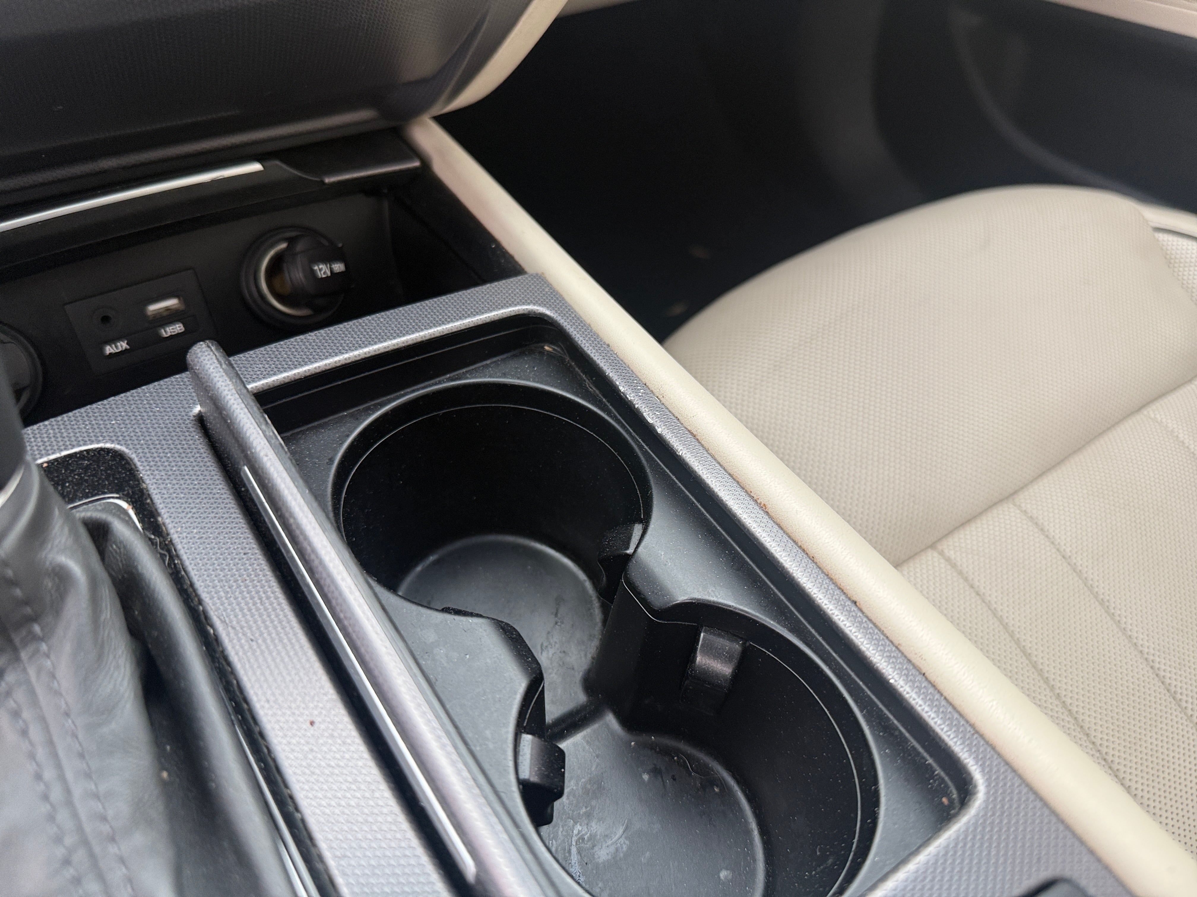 2016 Hyundai Genesis Base - Photo 22