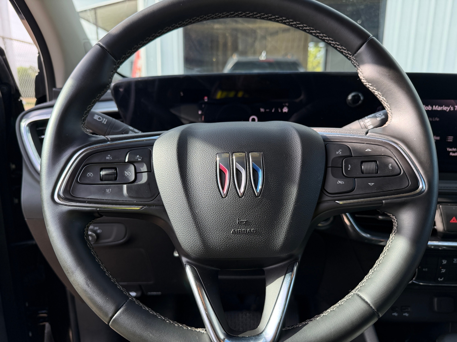 Thumbnail: 2025 Buick Encore GX - 4