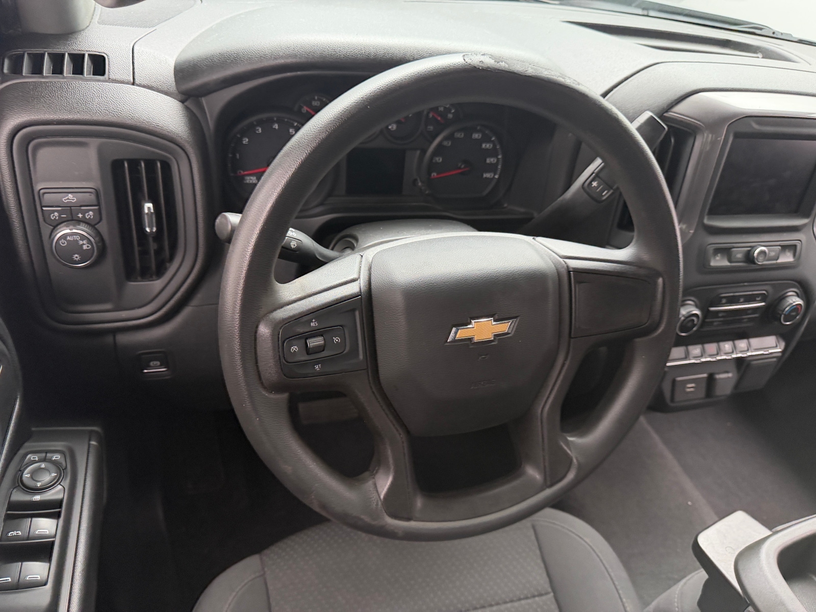 Thumbnail: 2020 Chevrolet Silverado 1500 - 5